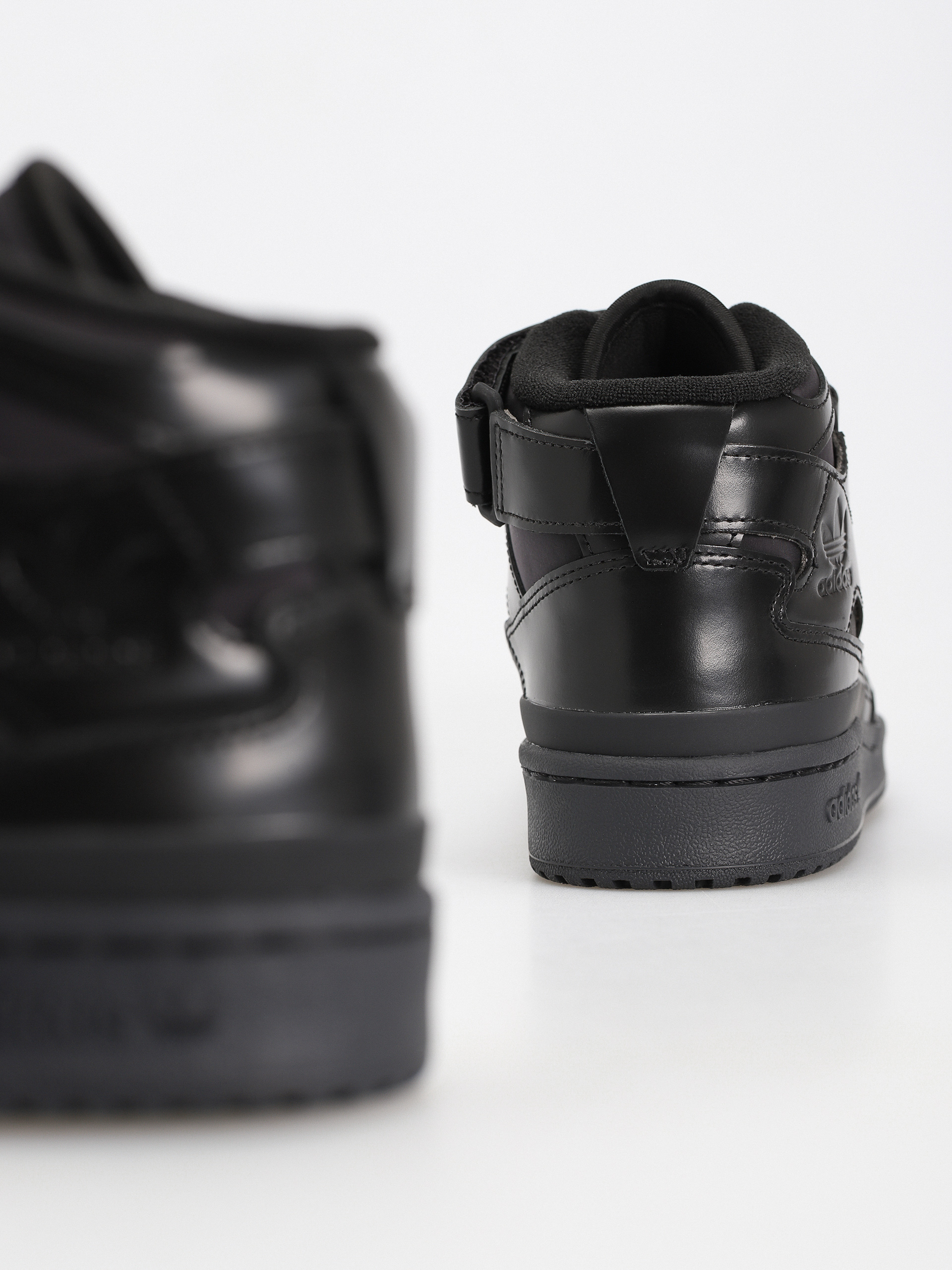 adidas Forum 84 Mid Adv X Heitor Shoes (cblack/silvmt/cblack)