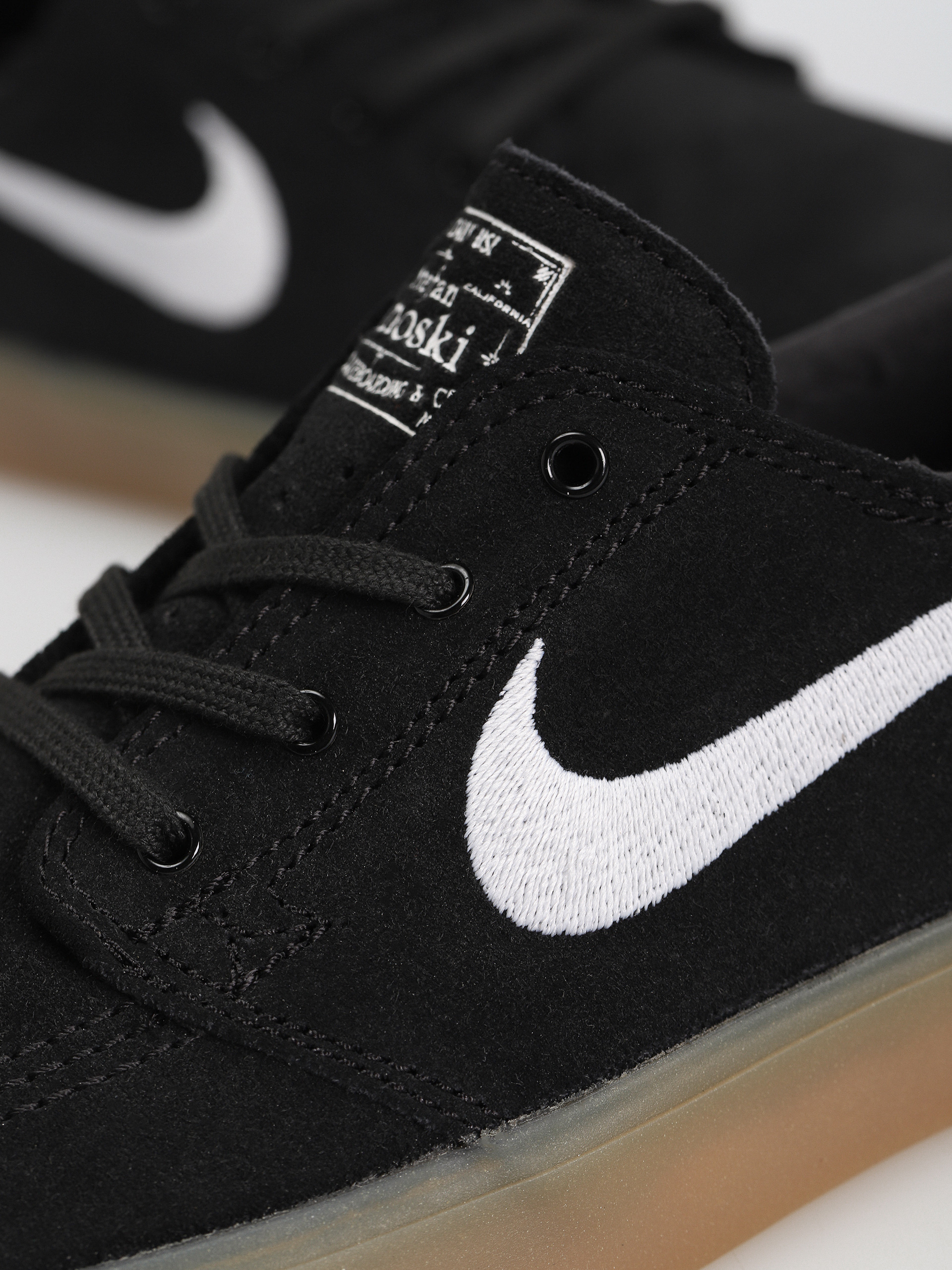 Nike SB Zoom Janoski Rm Shoes (black/white black gum light brown)