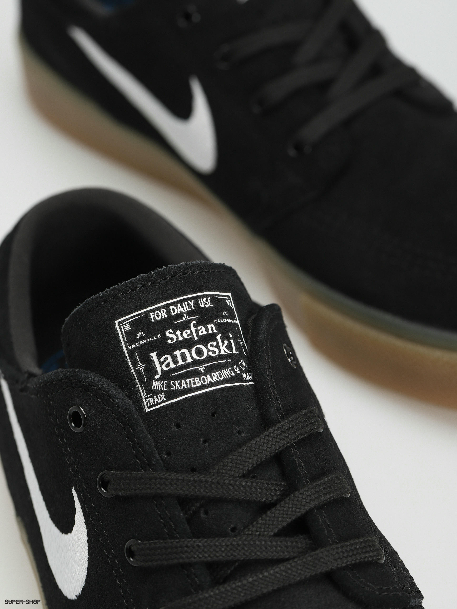 Nike SB Zoom Janoski Rm Shoes black black white black gum light brown