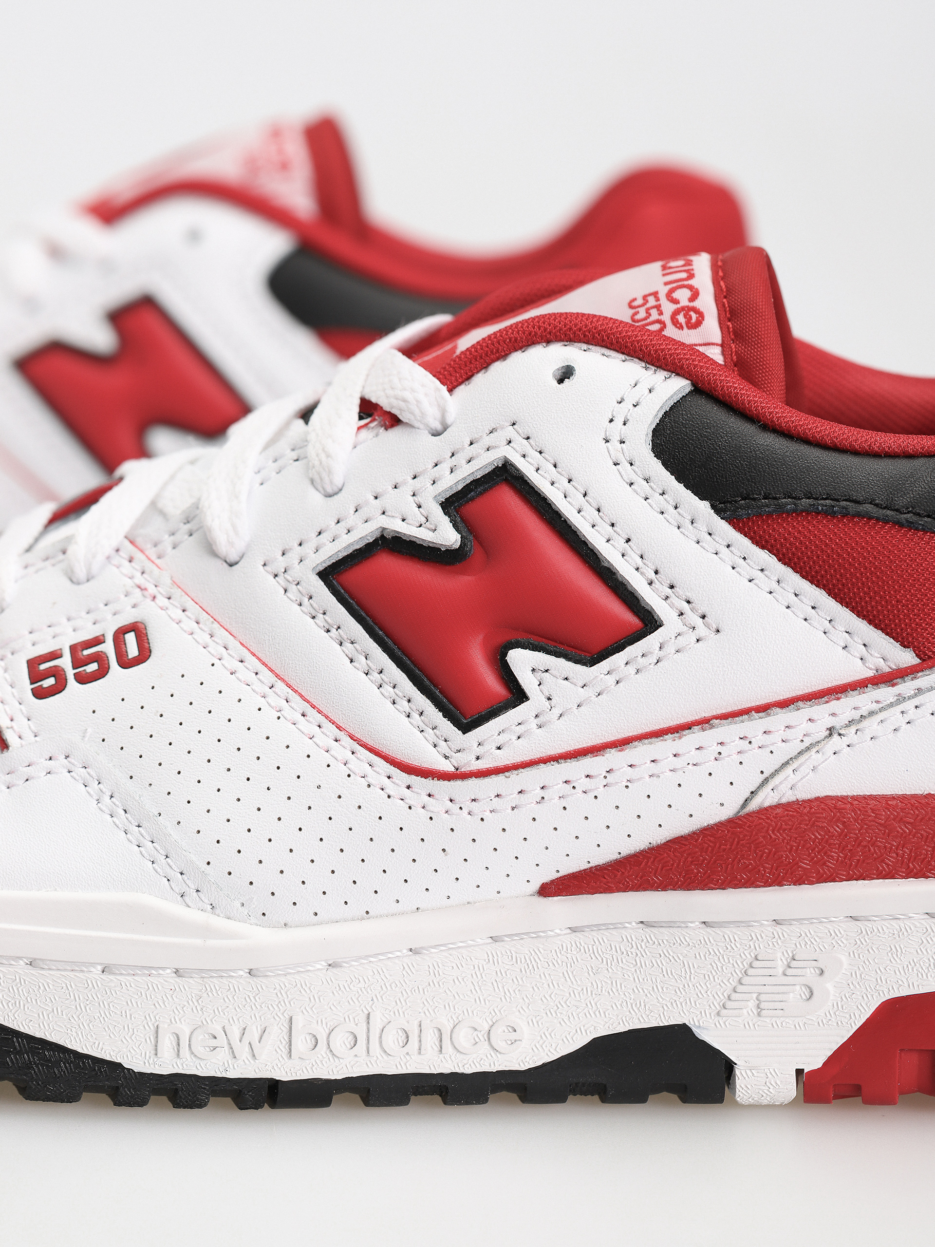 New Balance 550 Schuhe (white/red)