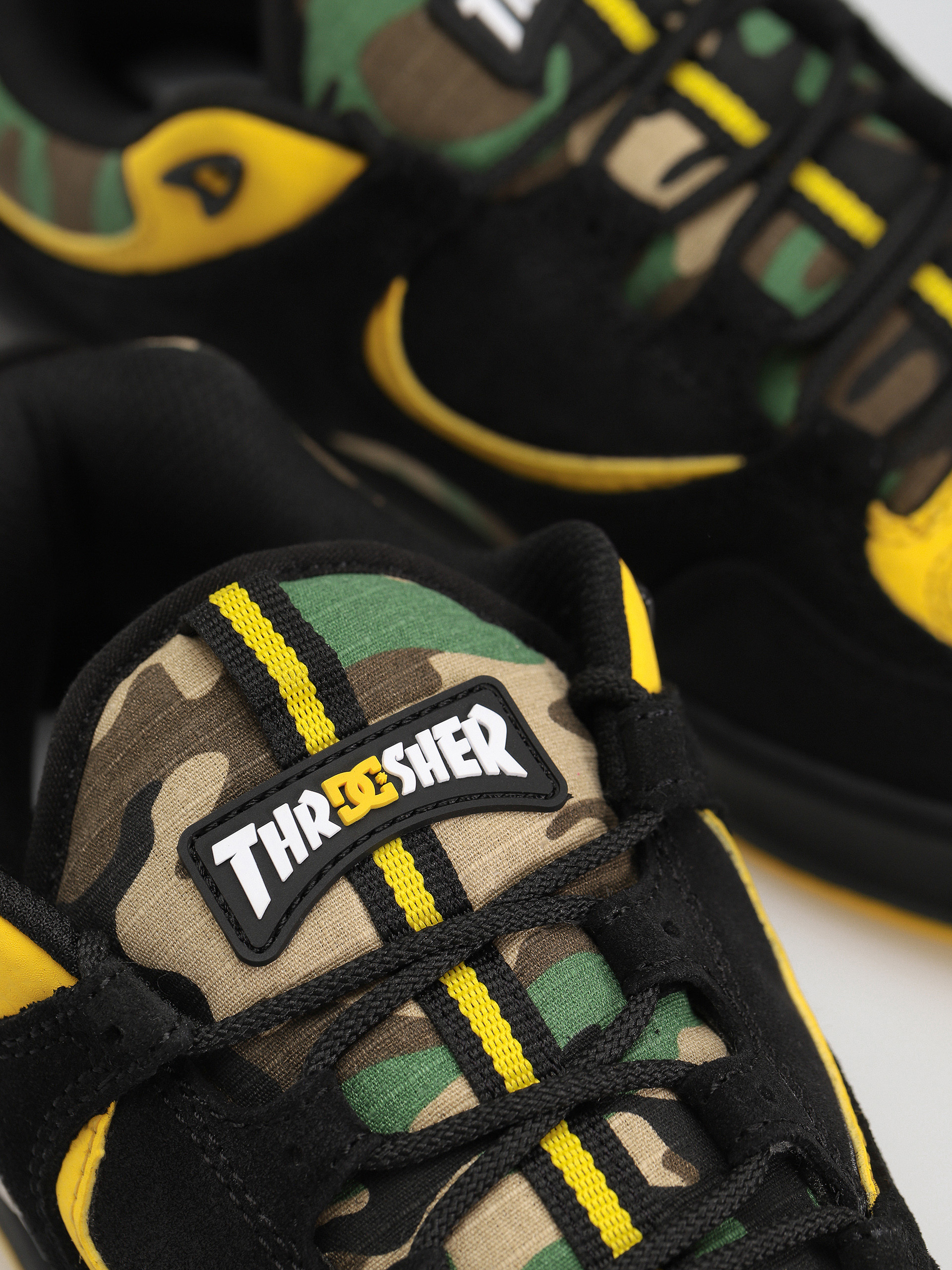 DC X Thrasher Kalynx Shoes (black/camo)