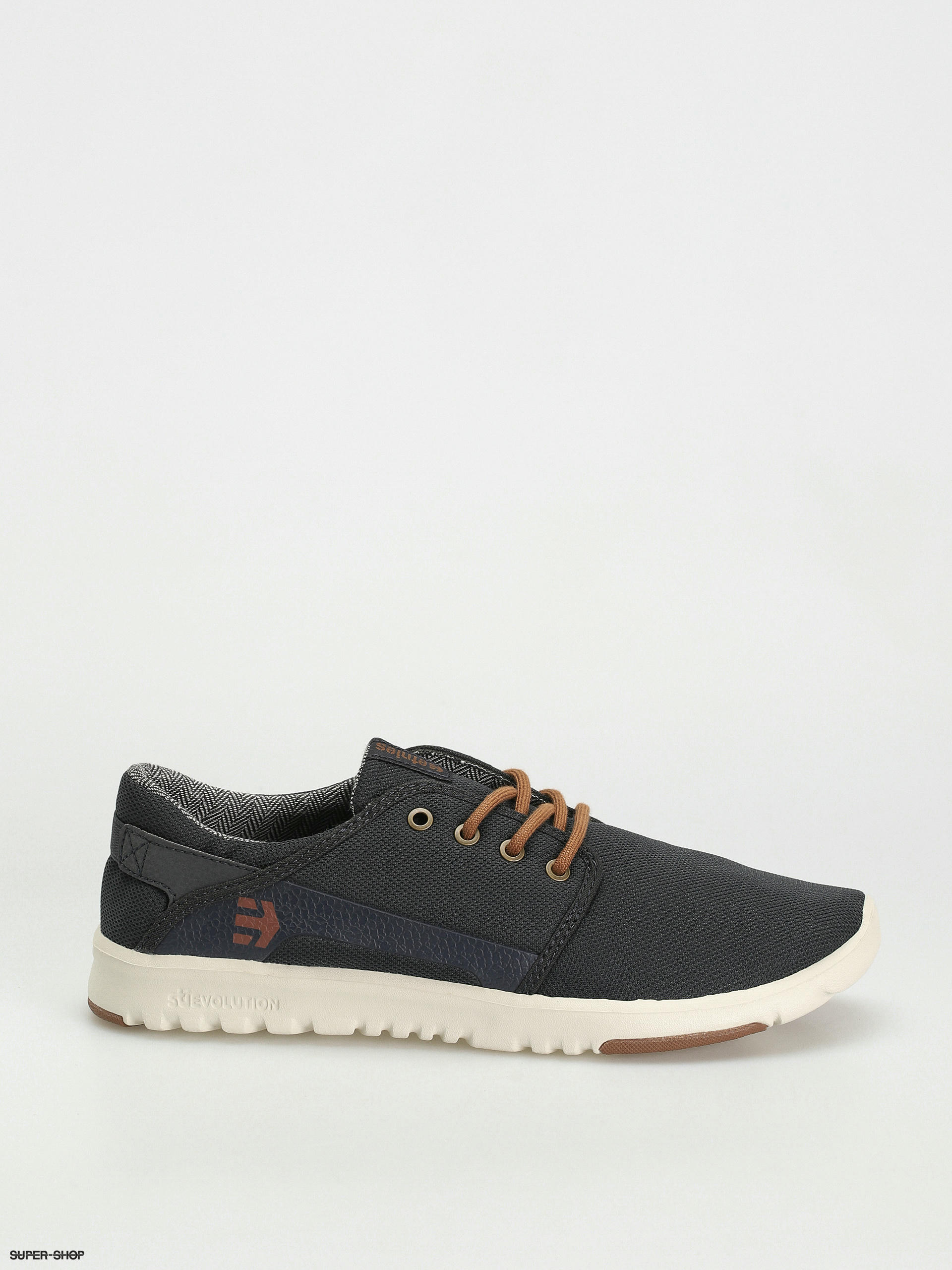 Etnies on sale scout trainers