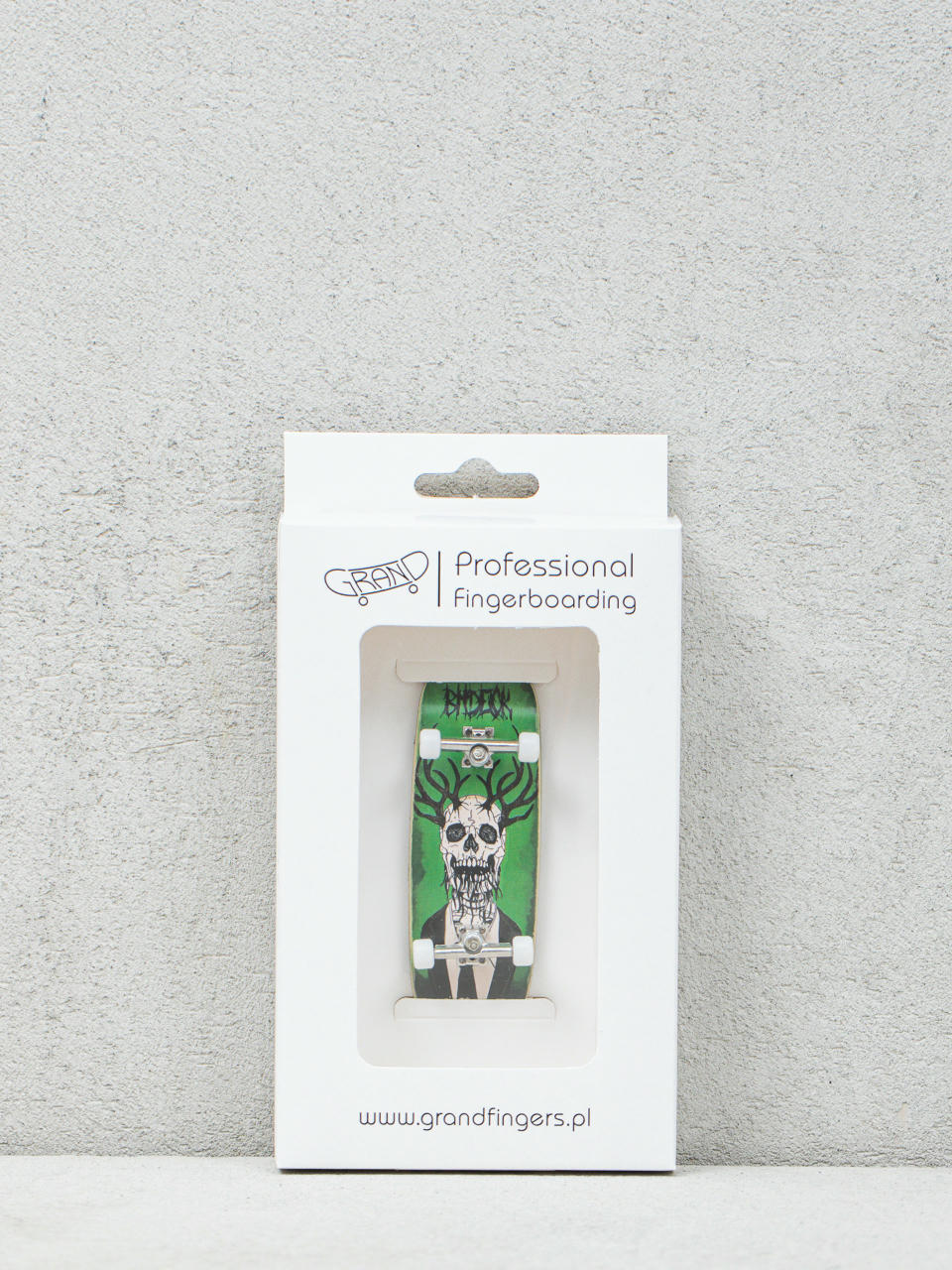 Grand Fingers Skull Deer Fingerboard (green/silver)