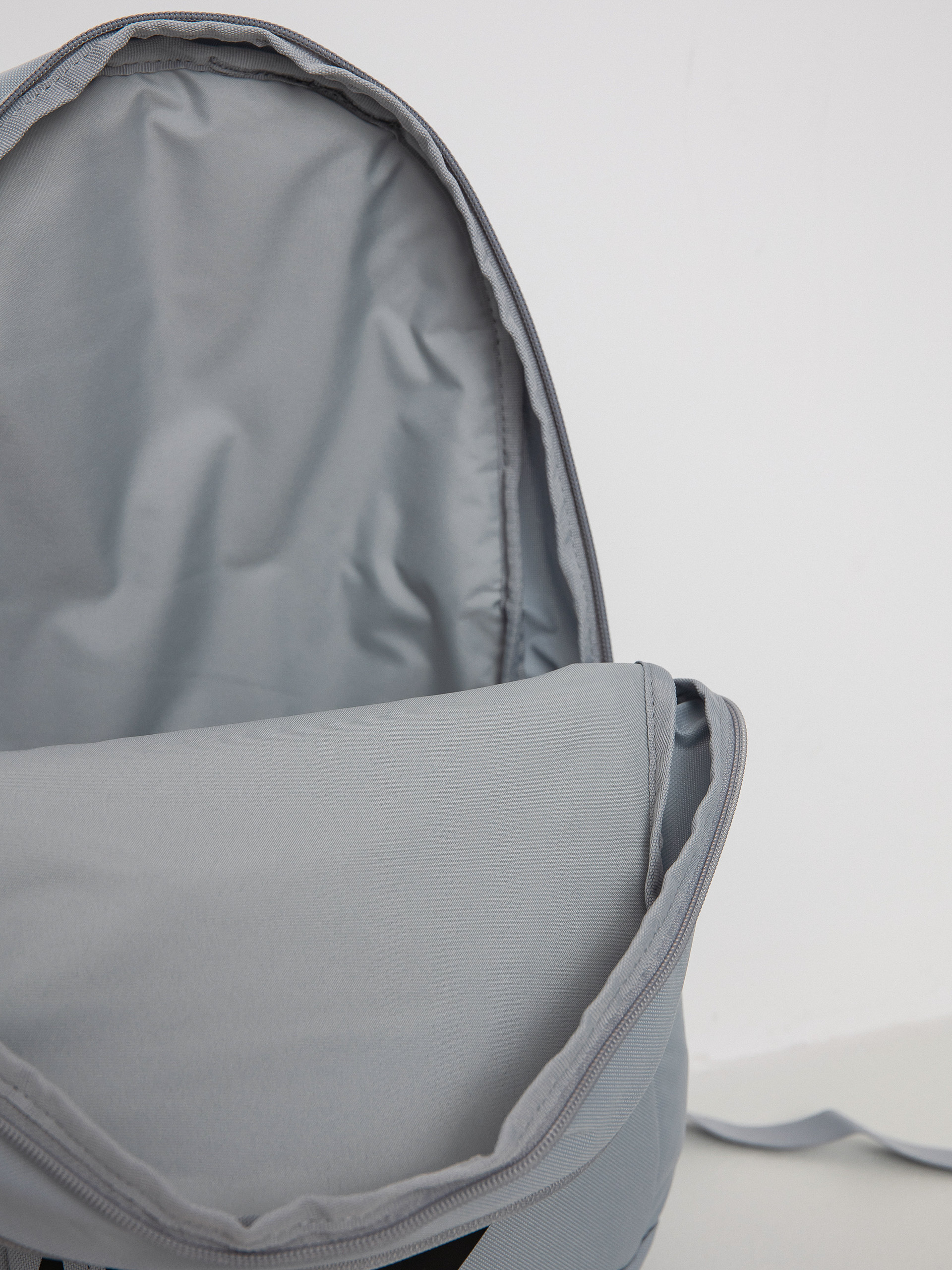 Nike SB Elemental Backpack (wolf grey/wolf grey/black)