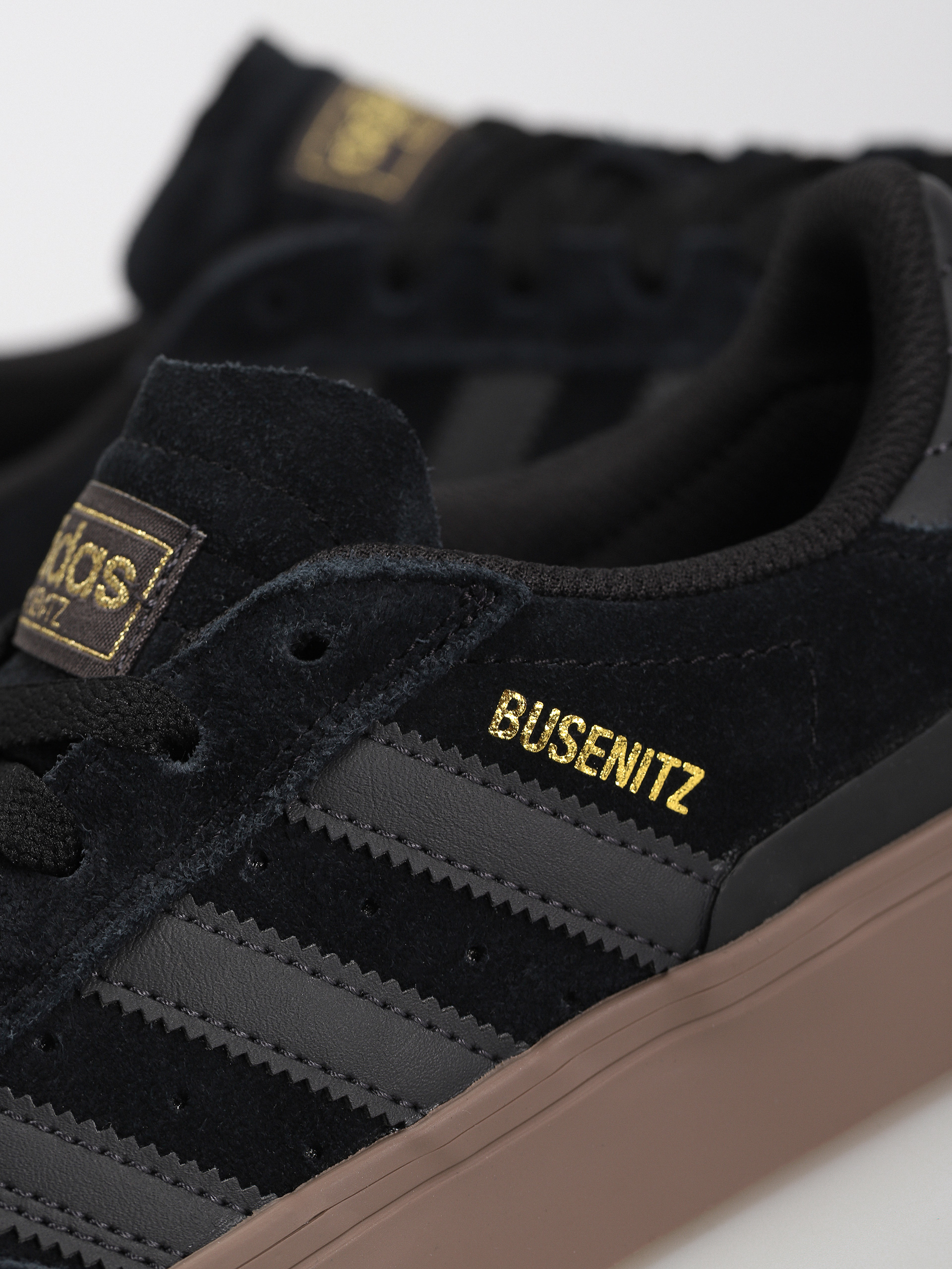 adidas Busenitz Vulc II Shoes (cblack/carbon/gum5)
