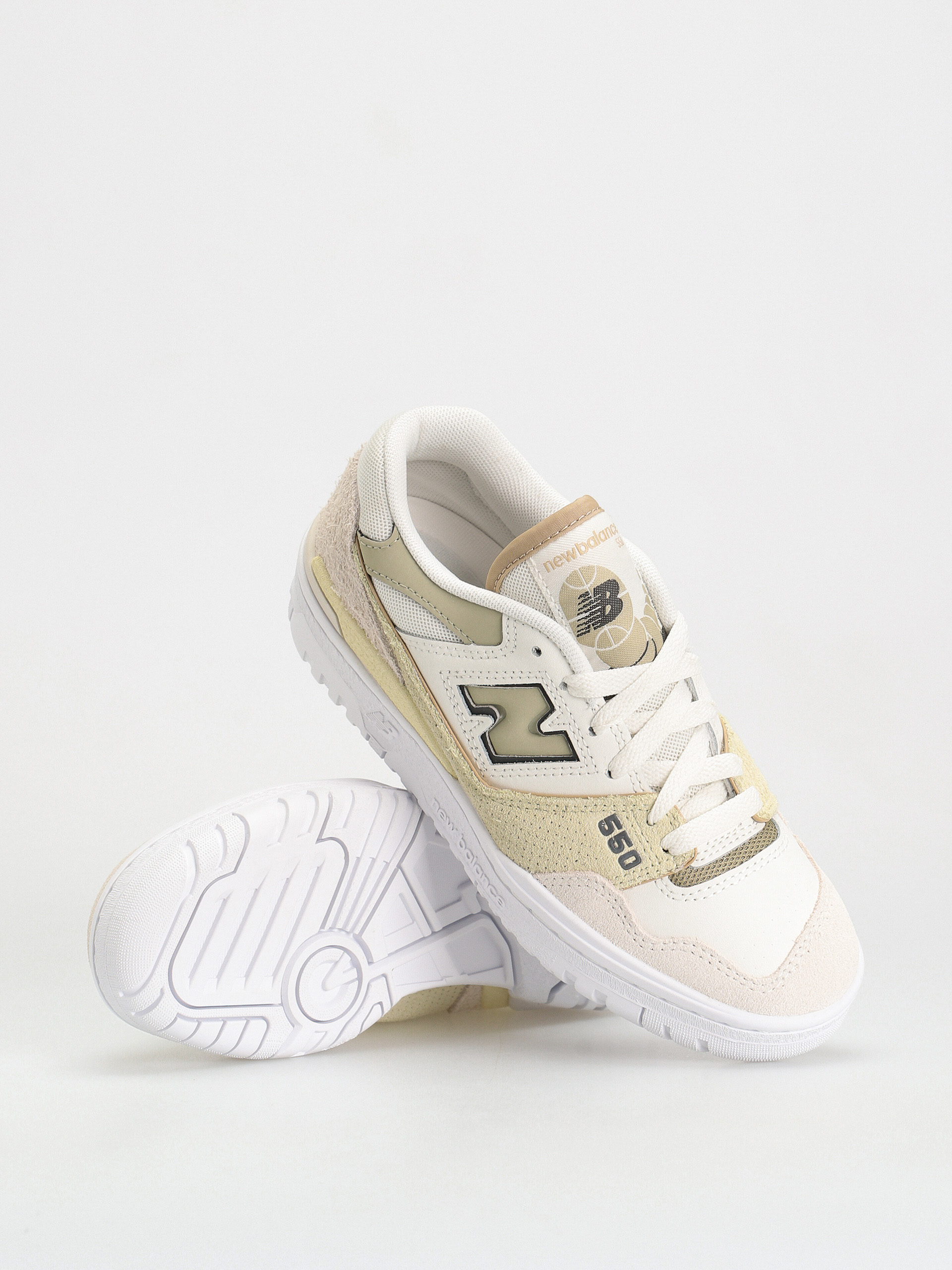 New Balance 550 Shoes Wmn (sea salt)