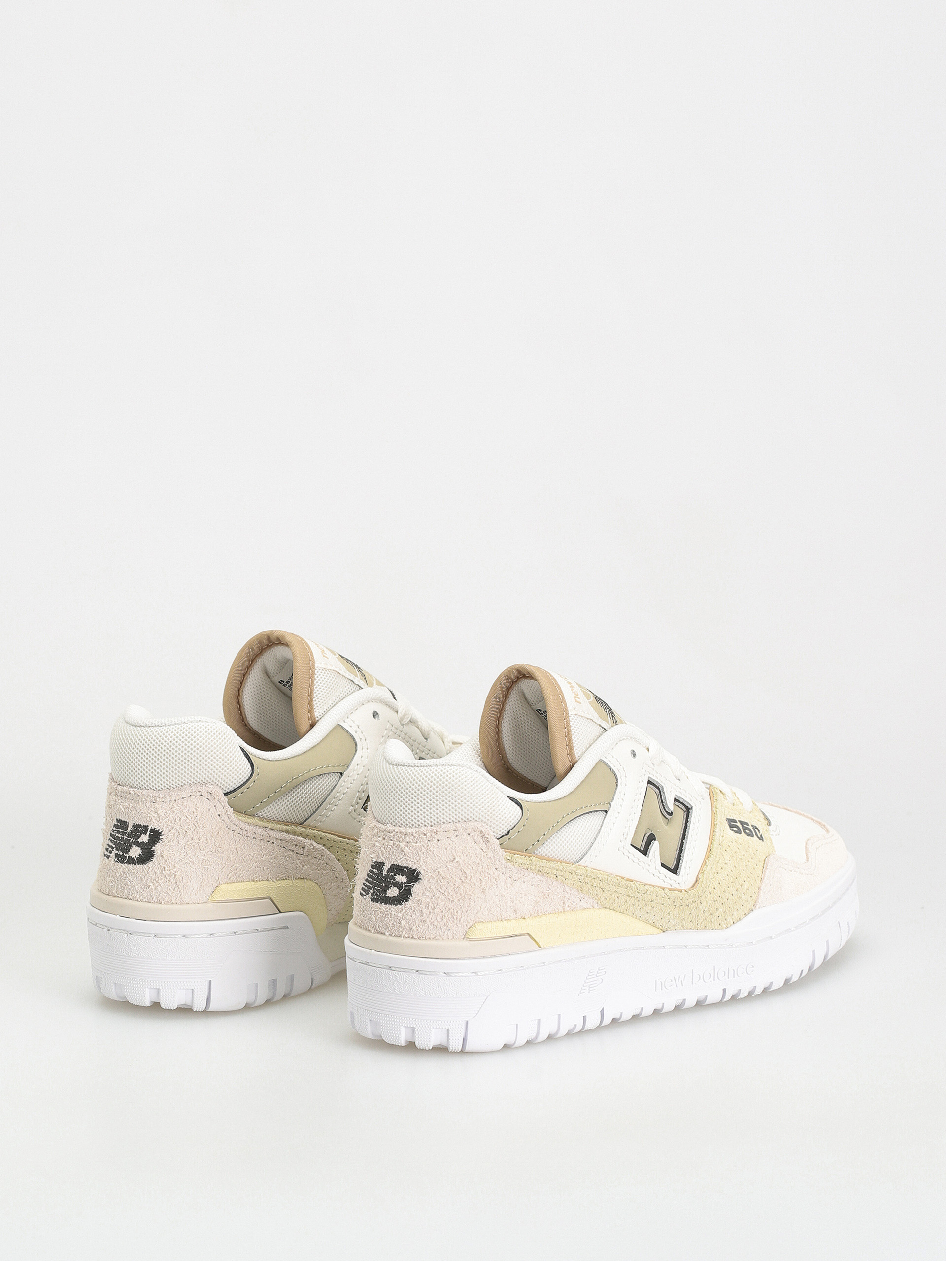 New Balance 550 Shoes Wmn (sea salt)
