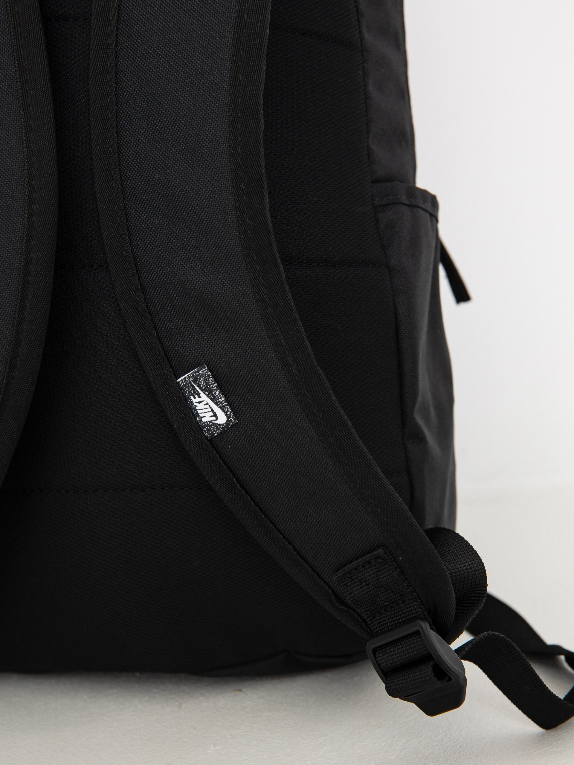 Nike SB Elemental Backpack (black/black/white)