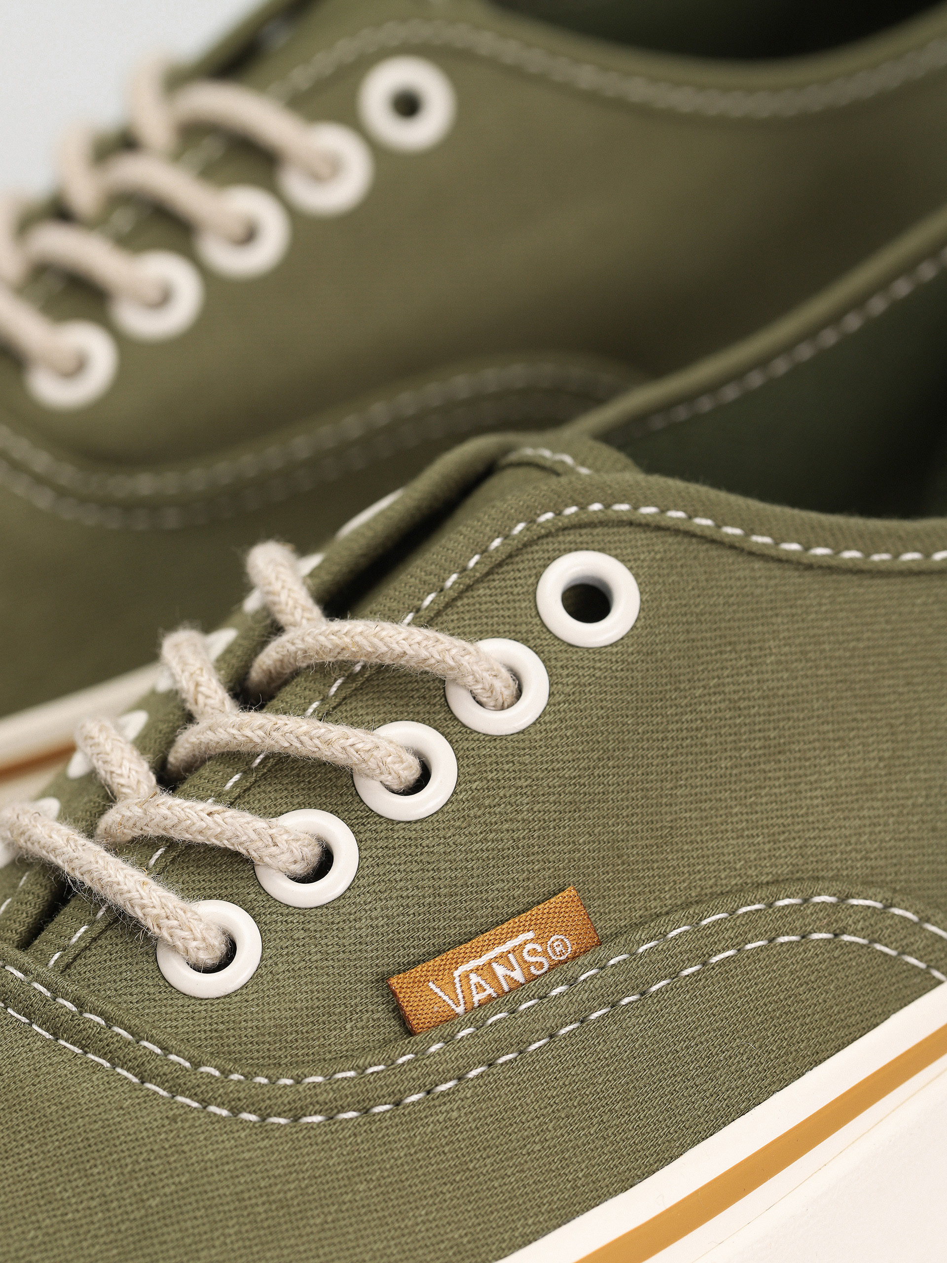 Vans Authentic Shoes (embroidered check loden green)