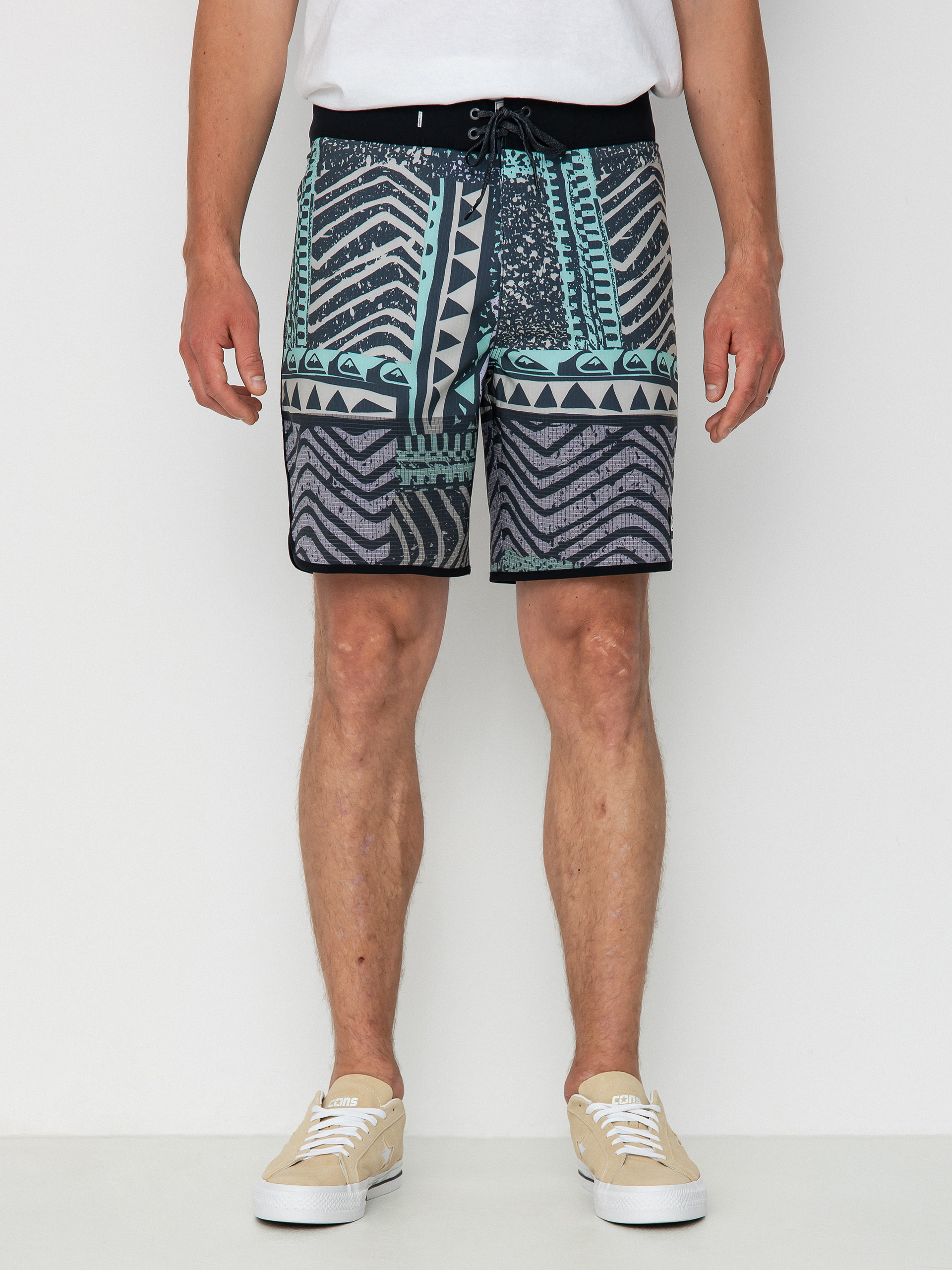 Quiksilver Highlite Scallop Boardshorts (midnightnavy)