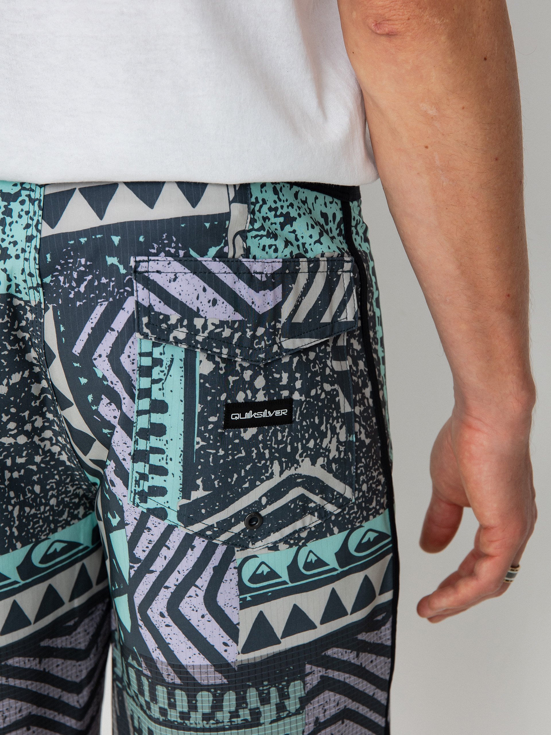 Quiksilver Highlite Scallop Boardshorts (midnightnavy)