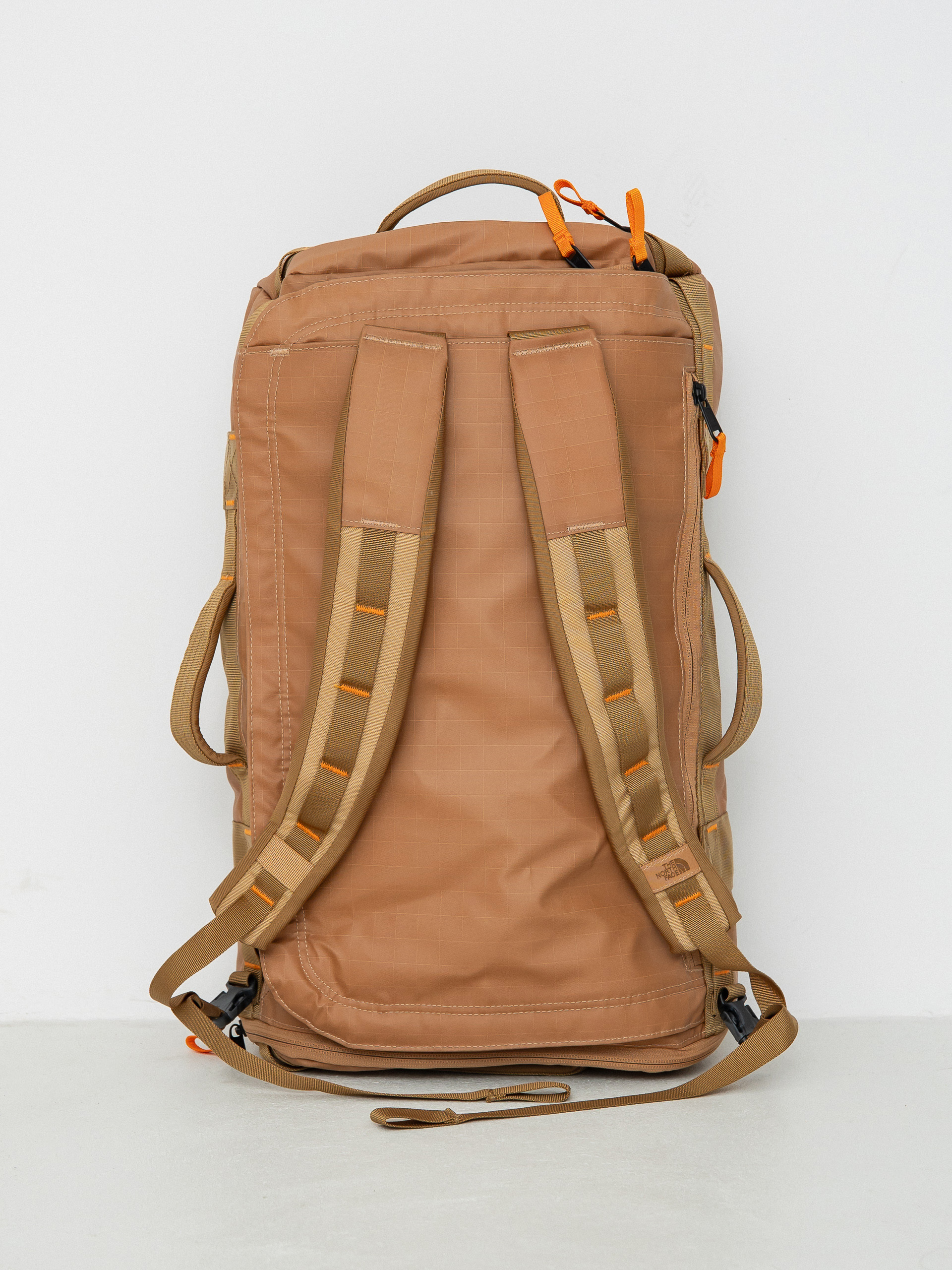 The North Face Base Camp Voyager Duffel 32L Bag (almondbuttr/ultybn/mdrn)