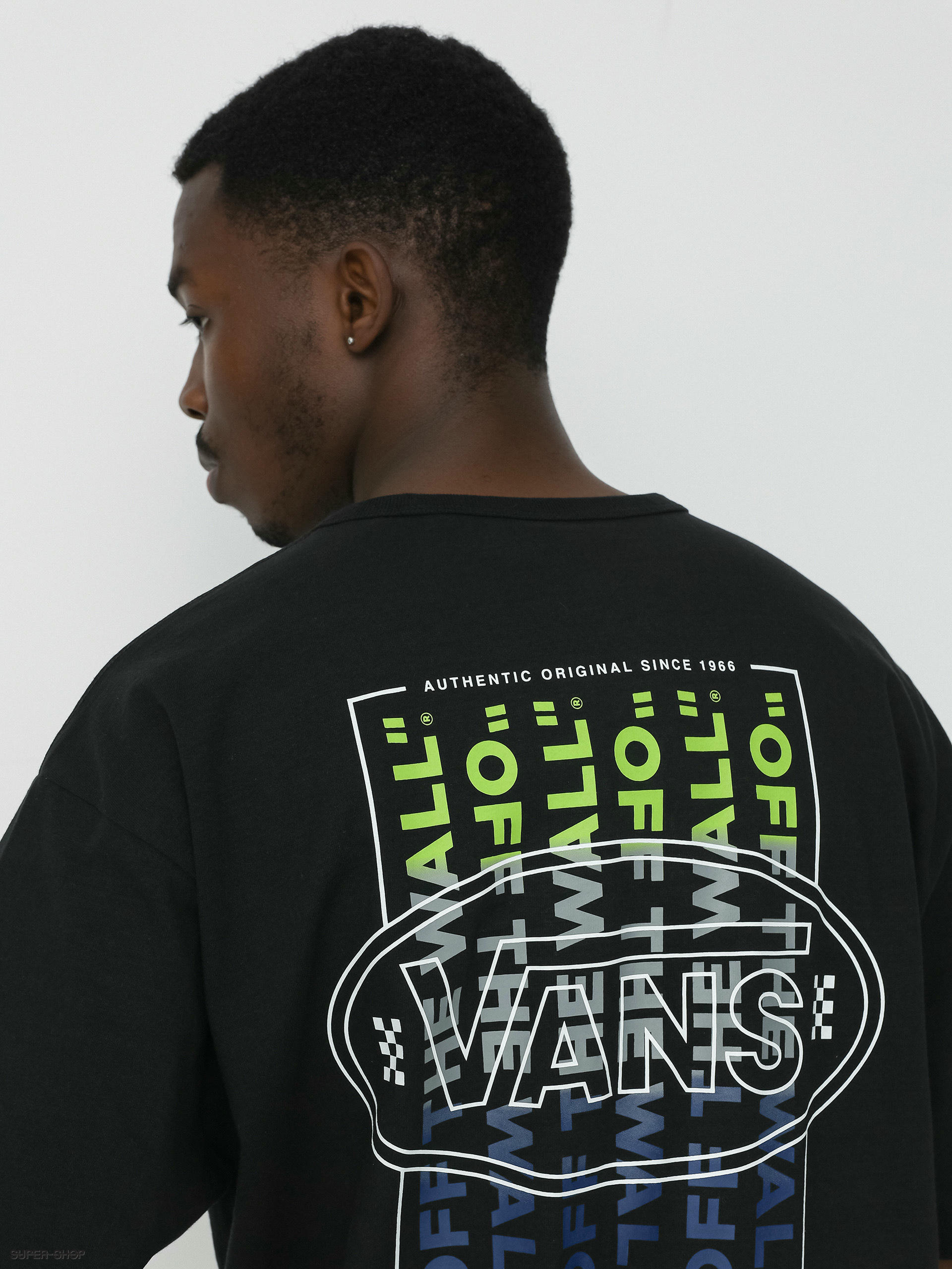 Vans off the outlet wall t shirt