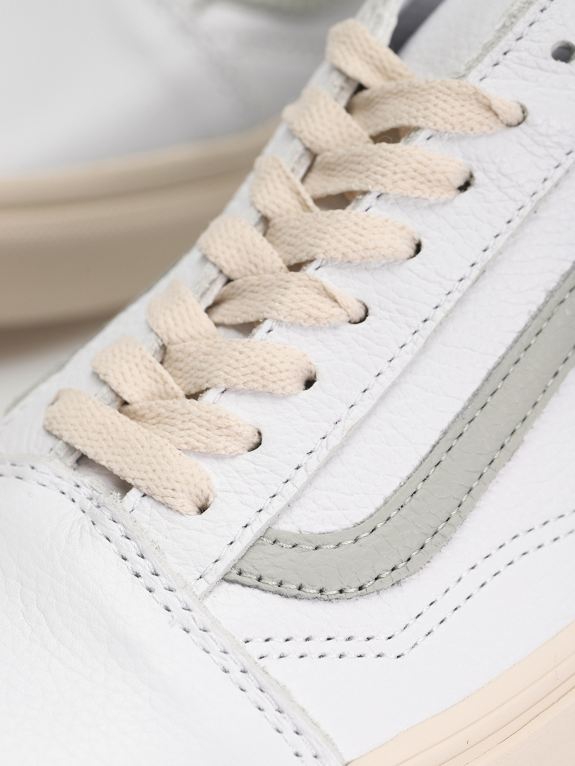 Vans Old Skool Shoes (vintage pop grey)