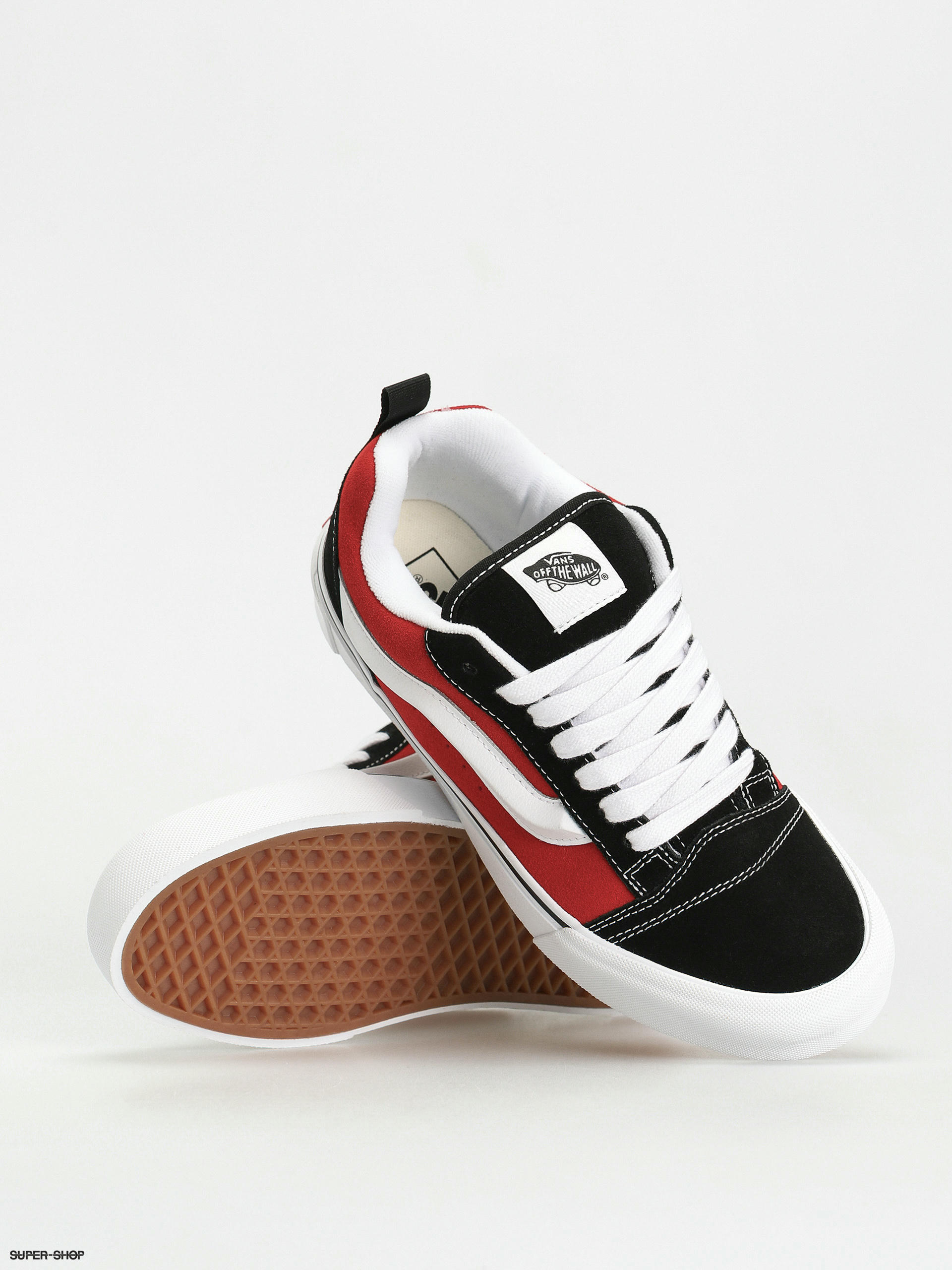 Vans red hotsell black white