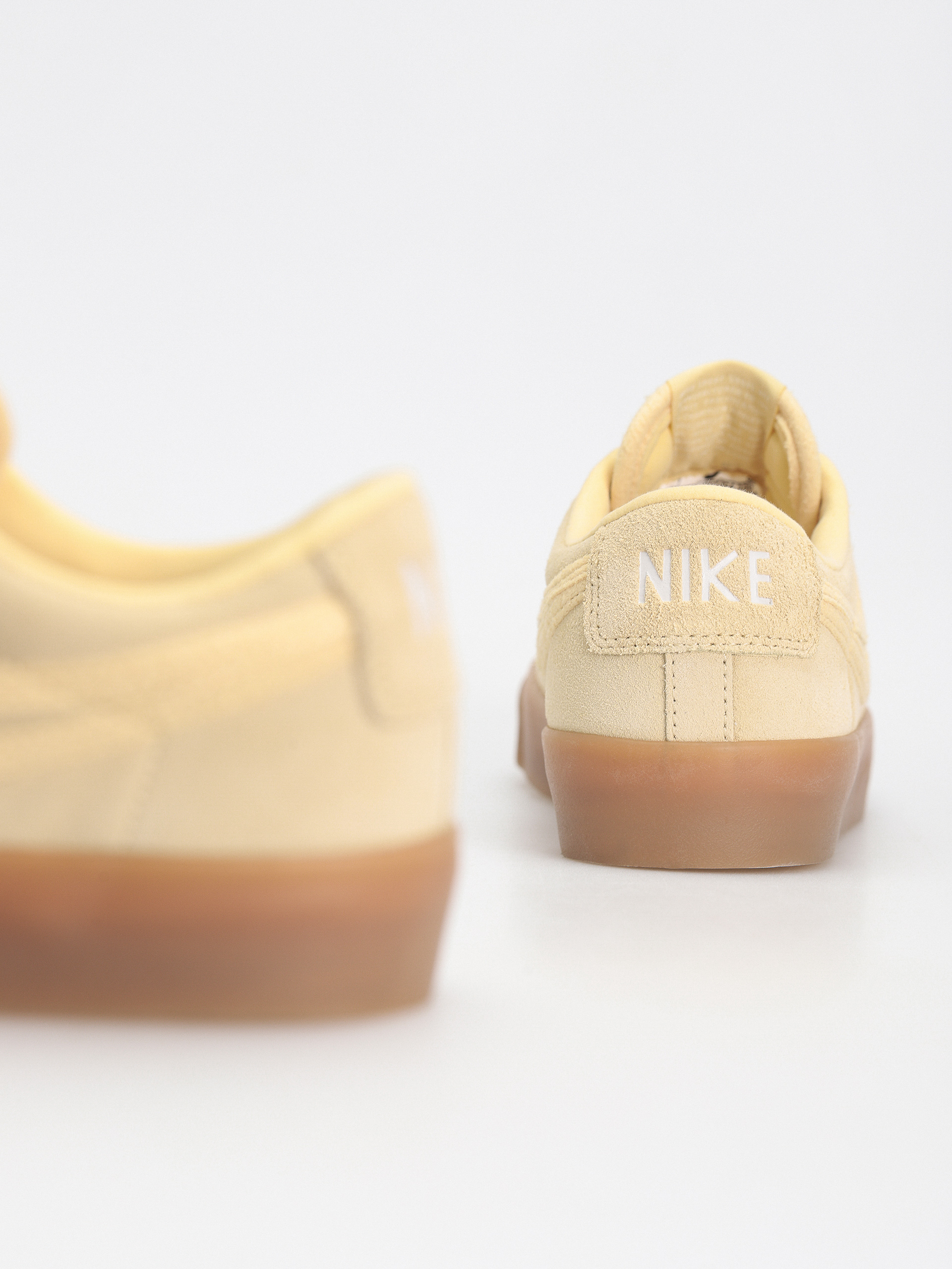 Nike SB Blazer Low Pro Gt Prm Shoes (pale vanilla/pale vanilla pale vanilla)