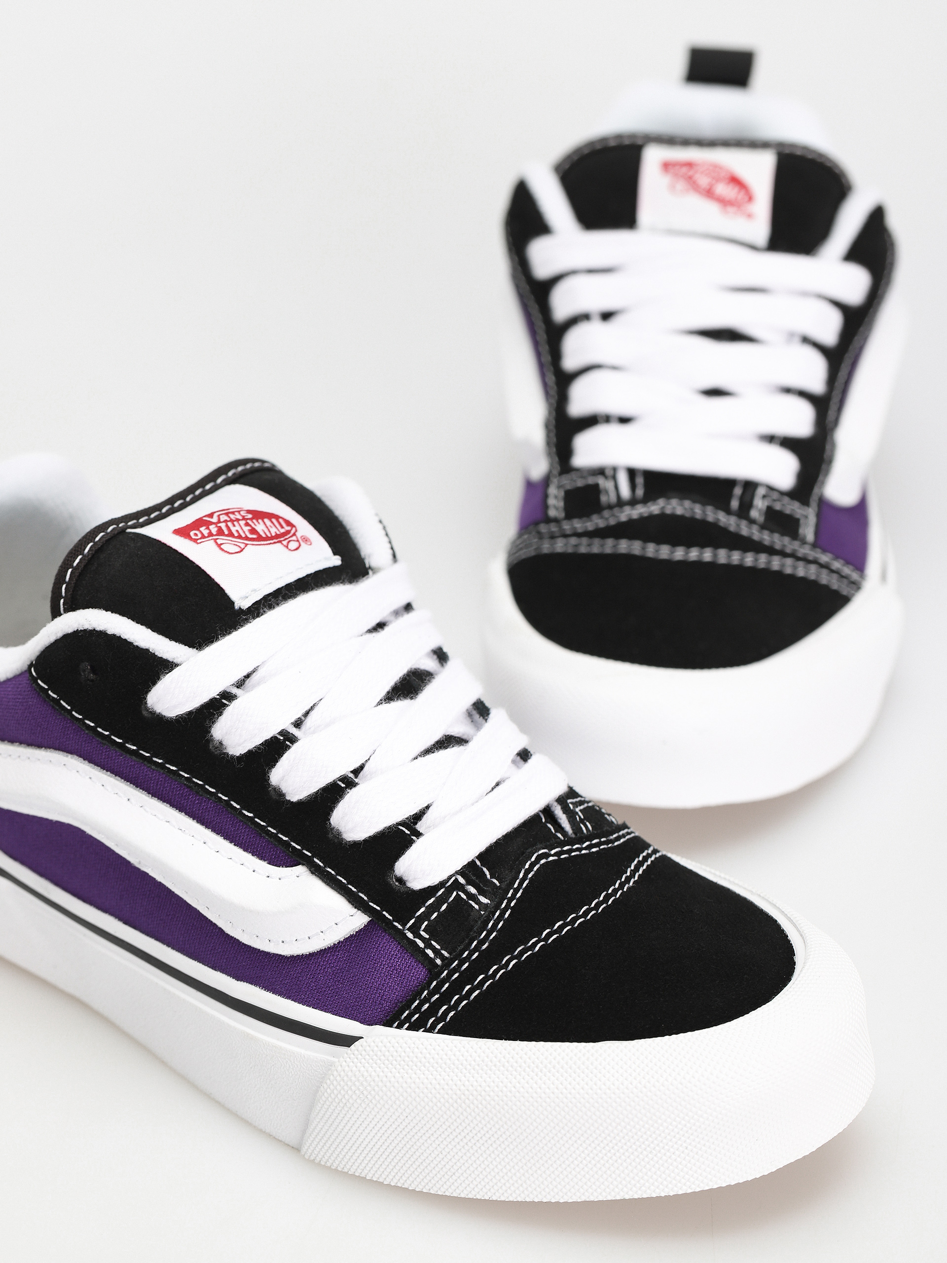 Vans Knu Skool Shoes (2 tone black/purple)