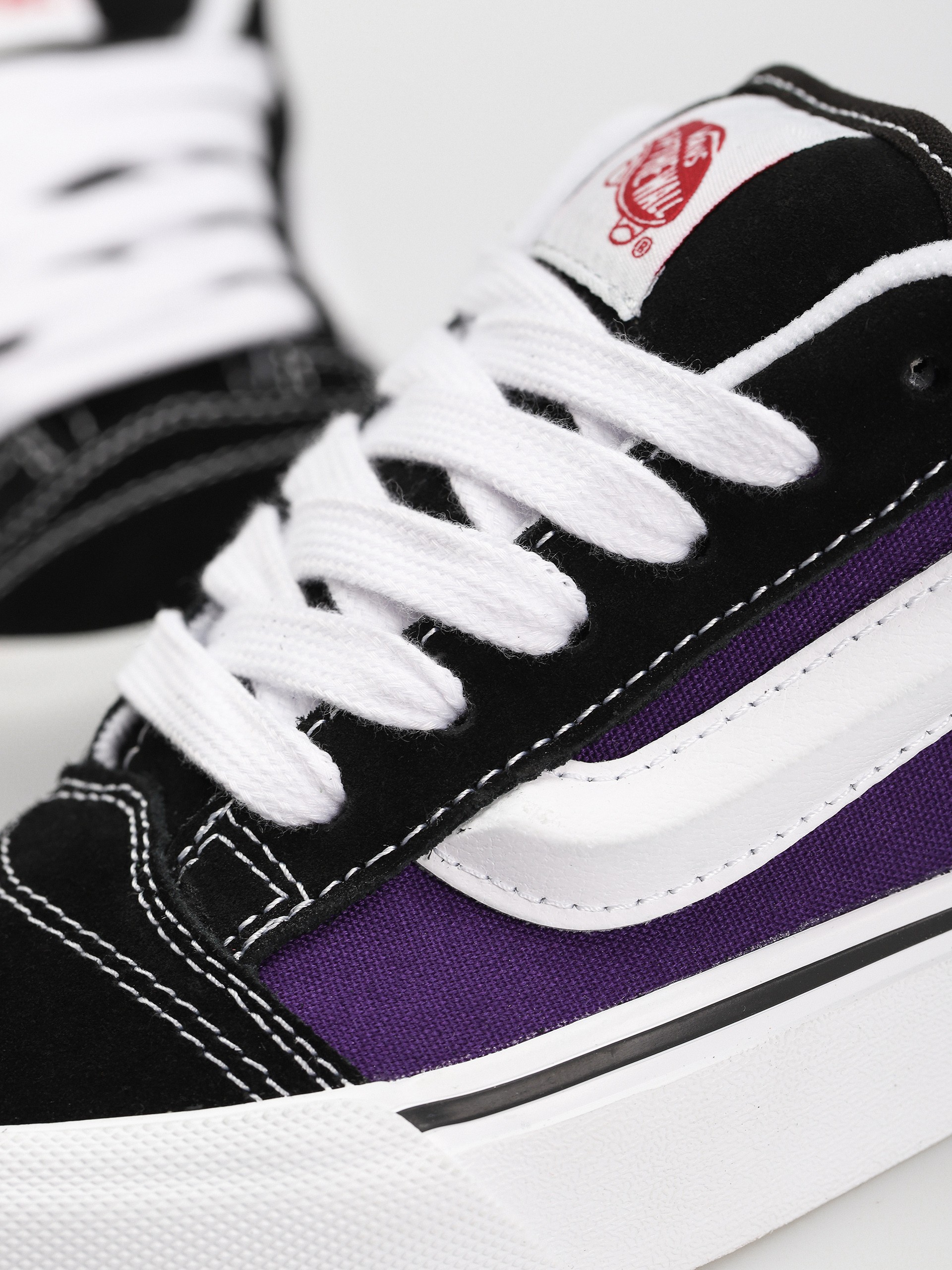 Vans Knu Skool Shoes (2 tone black/purple)