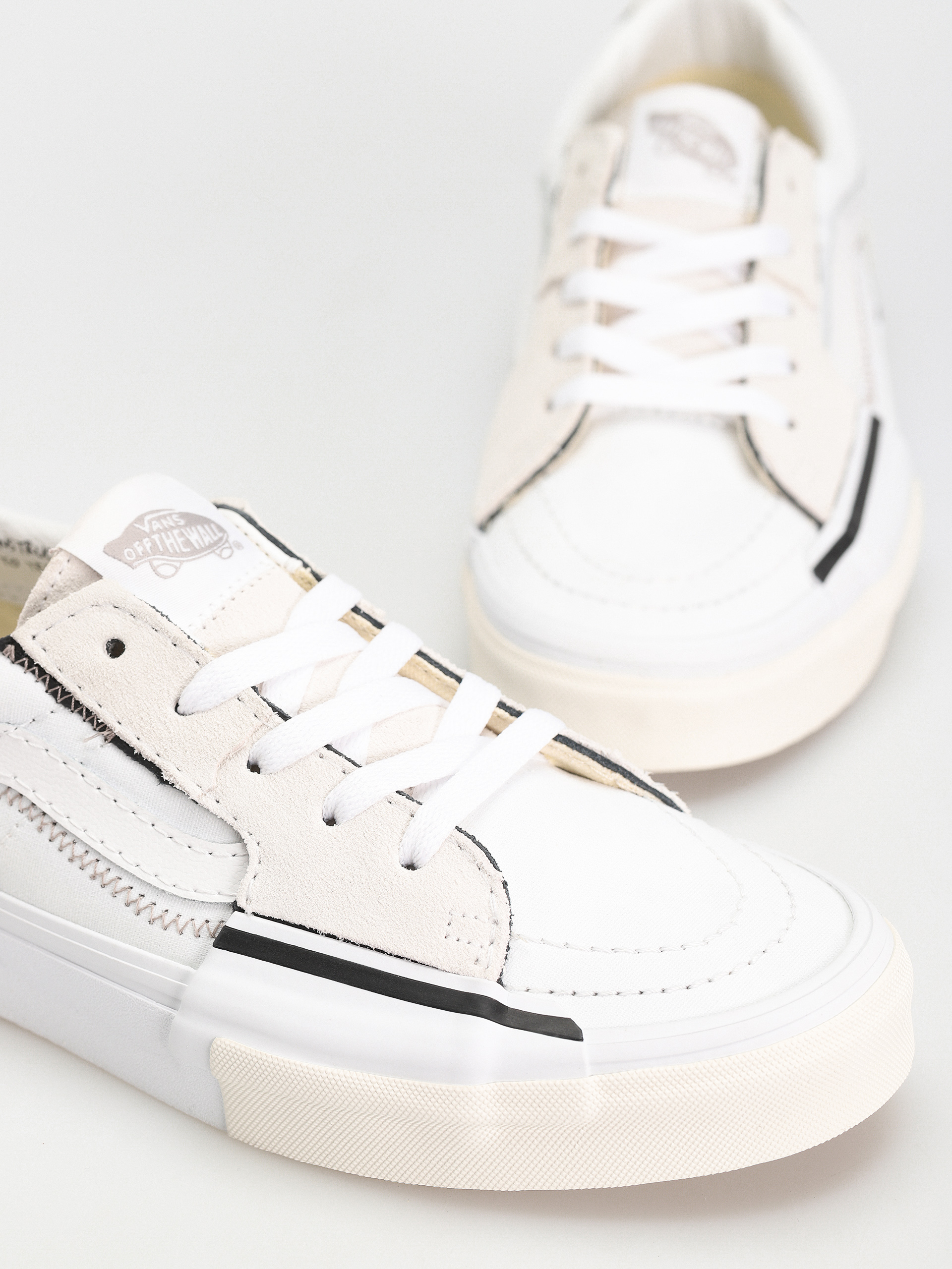 Vans Sk8 Low Reconstruct Shoes (true white)