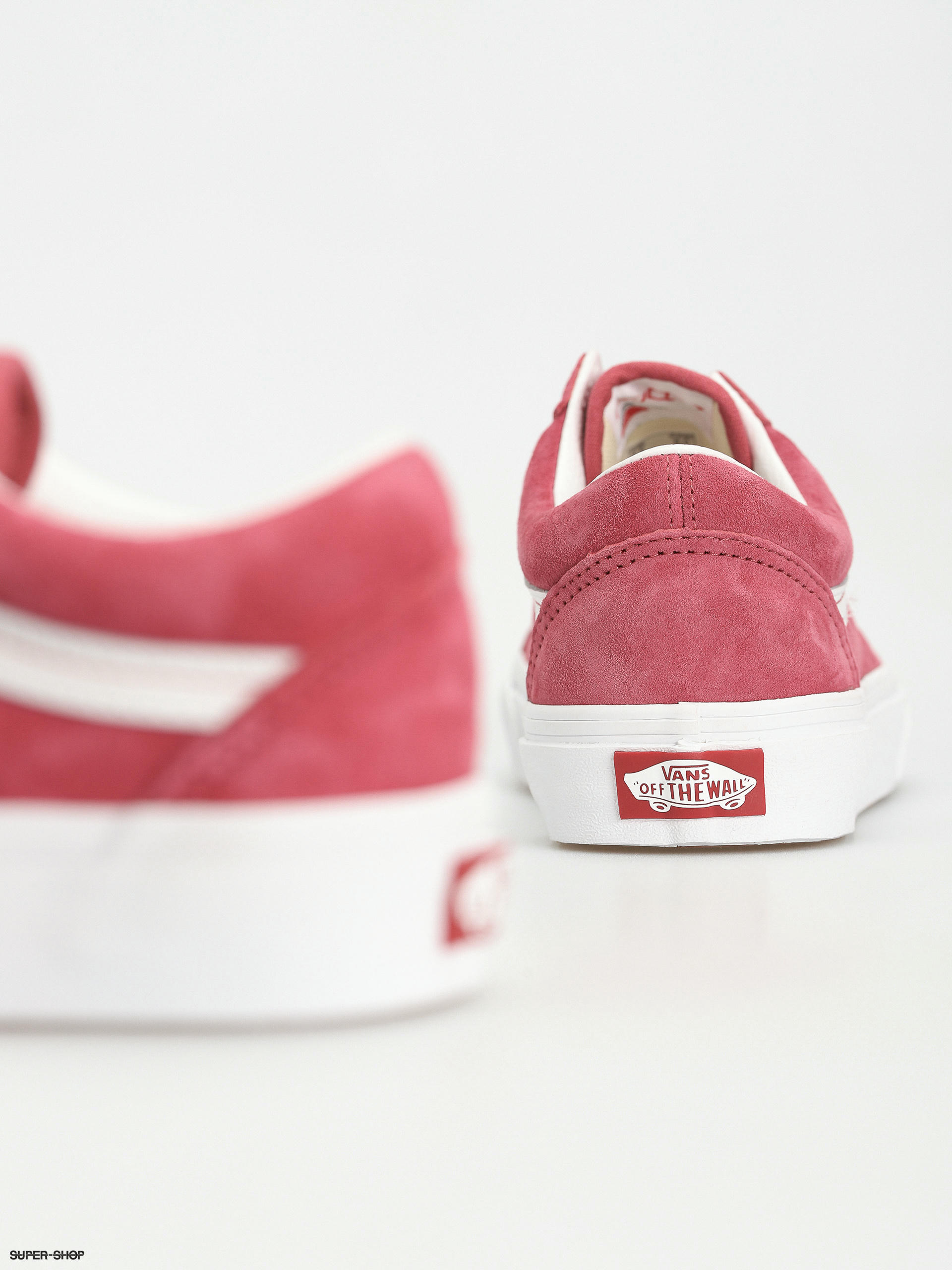 Vans Old Skool Shoes (pig suede holly berry)