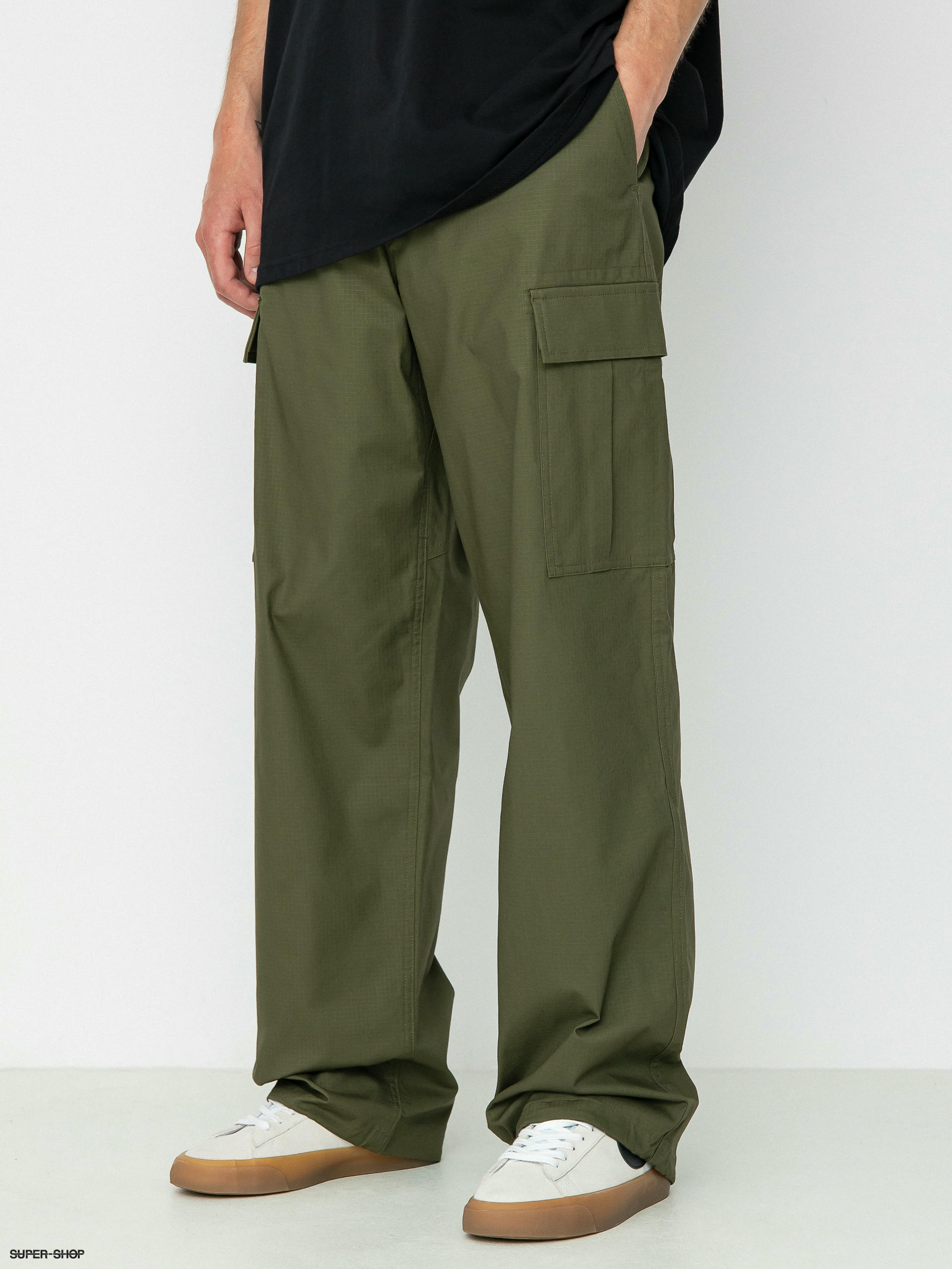 Olive green hot sale nike pants