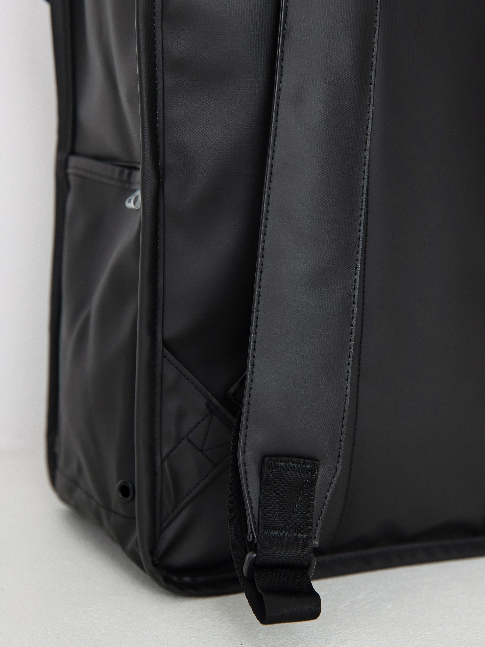 Herschel Supply Co. Survey Backpack (black)