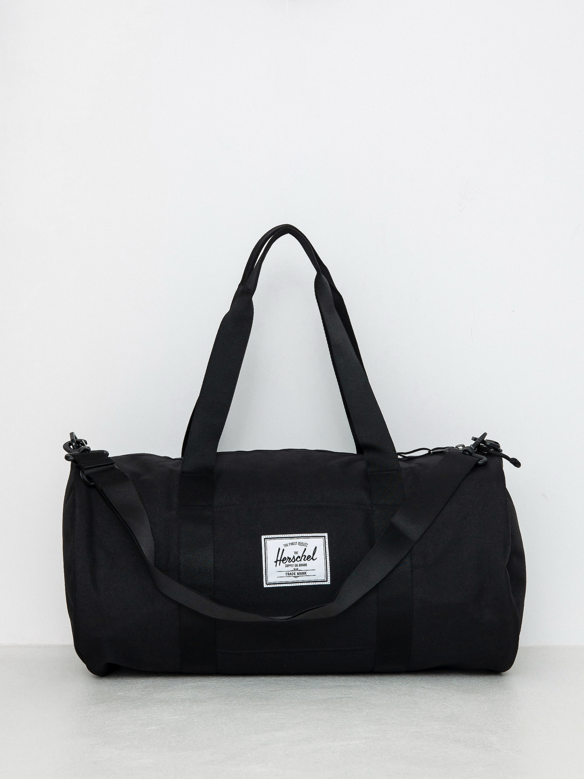 Herschel Supply Co. Classic Gym Bag Bag (black)