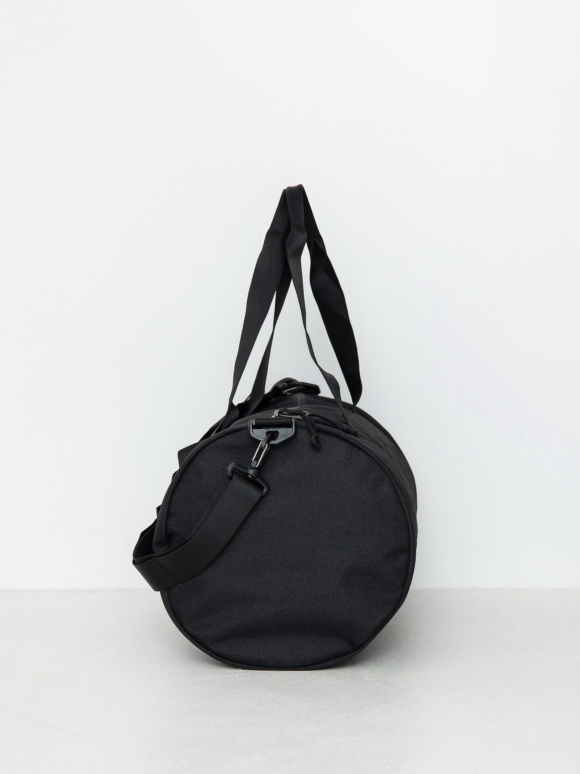 Herschel Supply Co. Classic Gym Bag Bag (black)