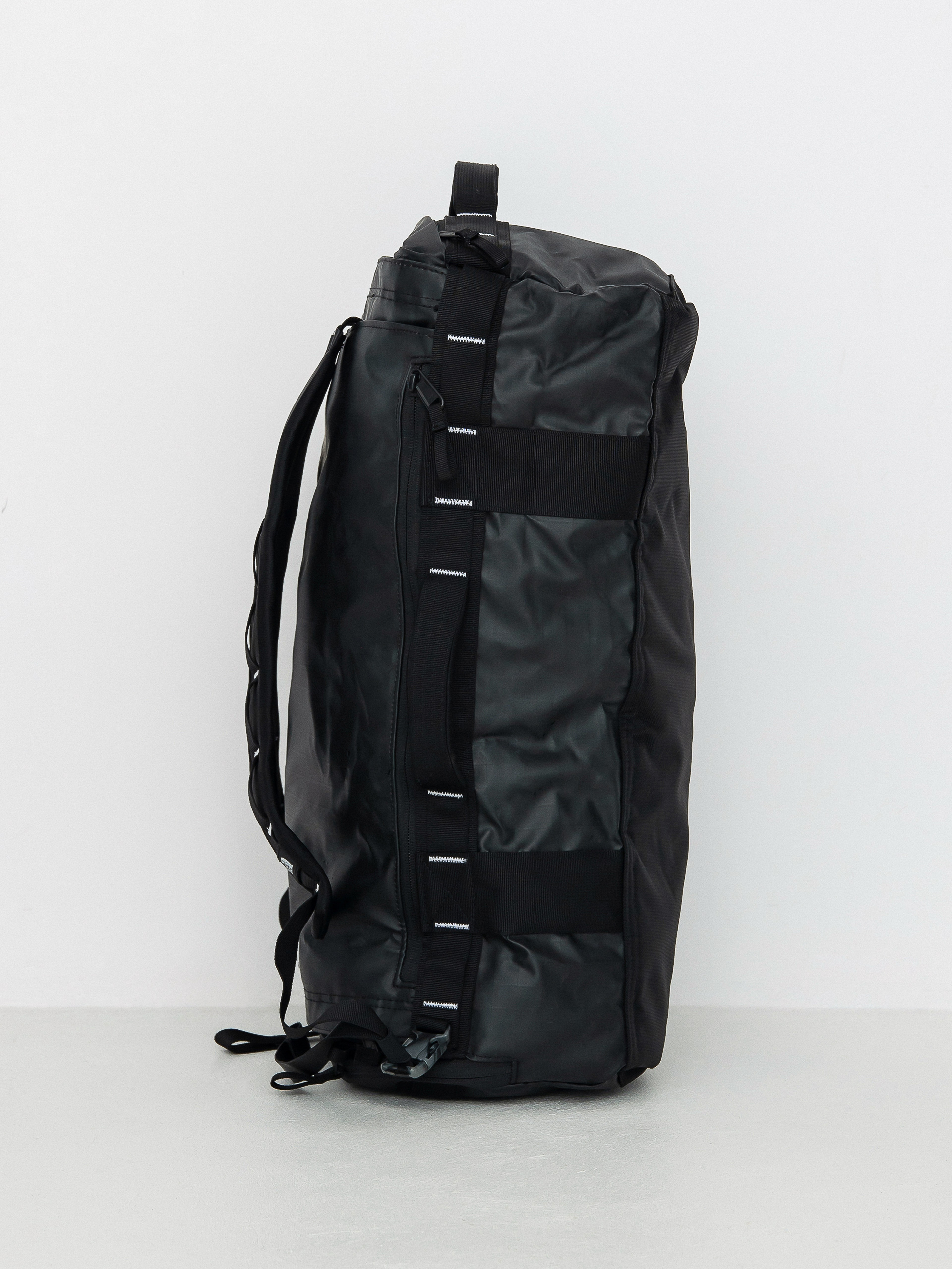 The North Face Base Camp Voyager Duffel 32L Bag (tnf black/tnf white)