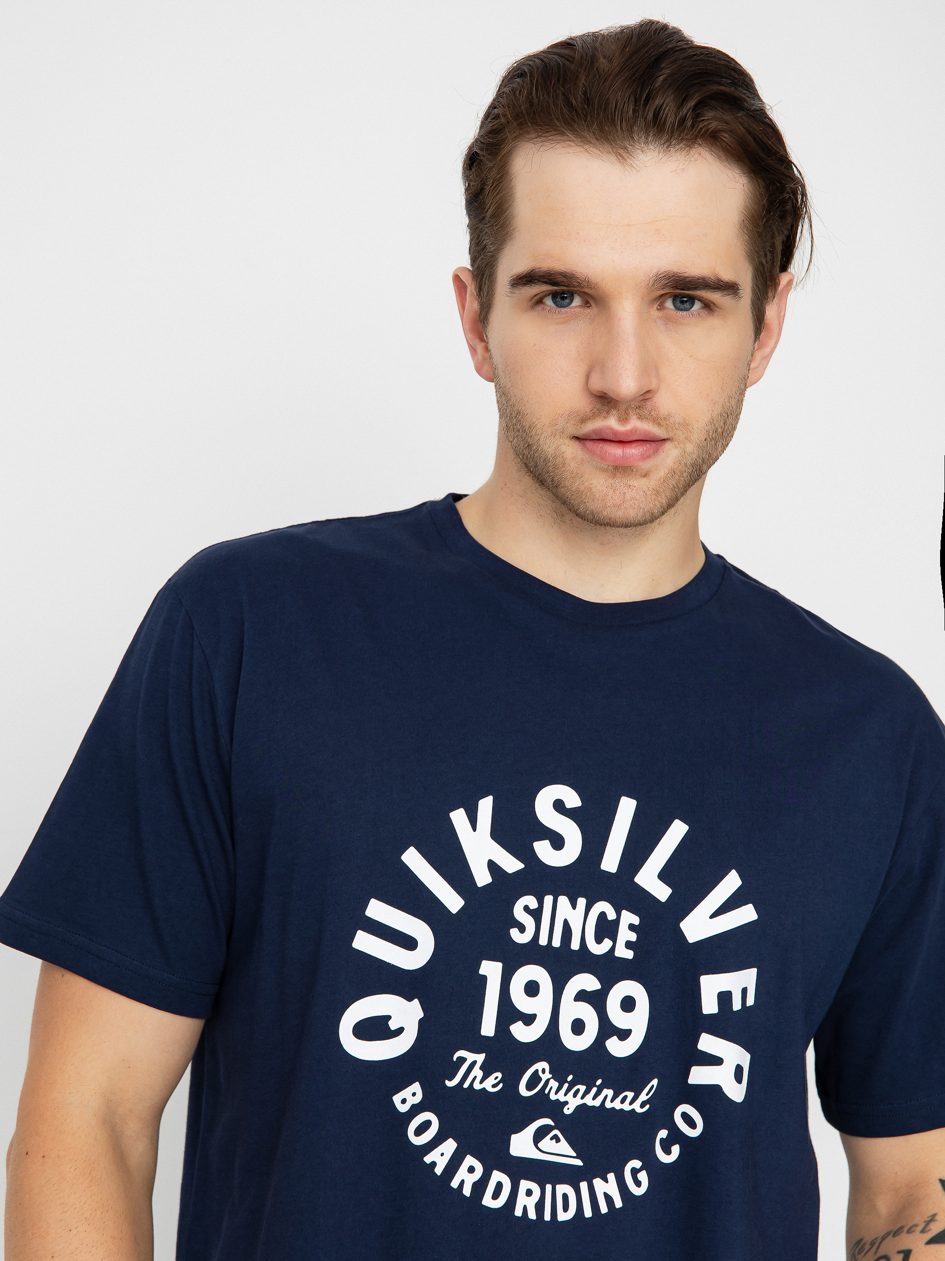 Quiksilver Circled Script Front T-shirt (navy blazer)