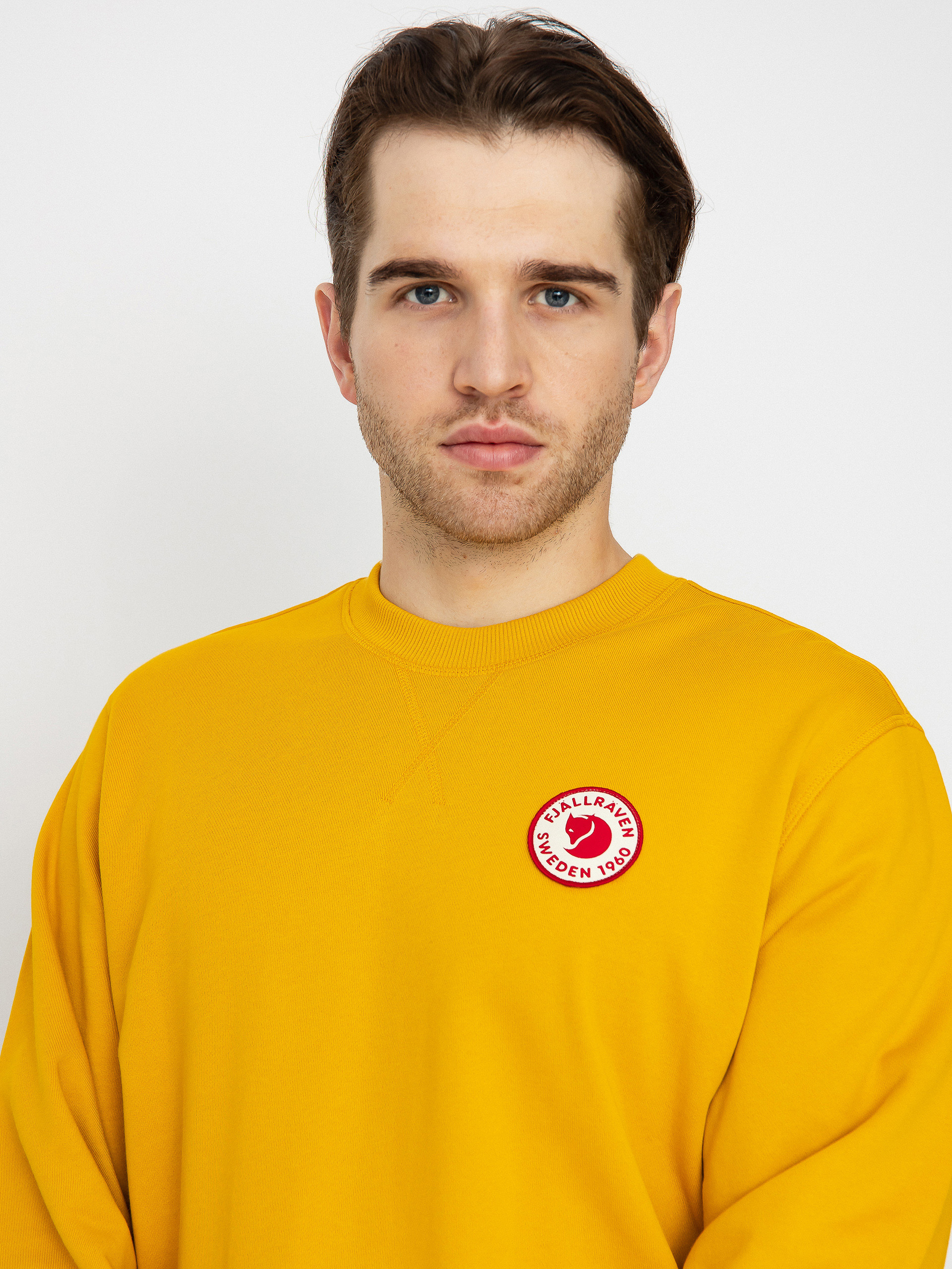 Fjallraven 1960 Logo Badge Sweatshirt (mustard yellow)
