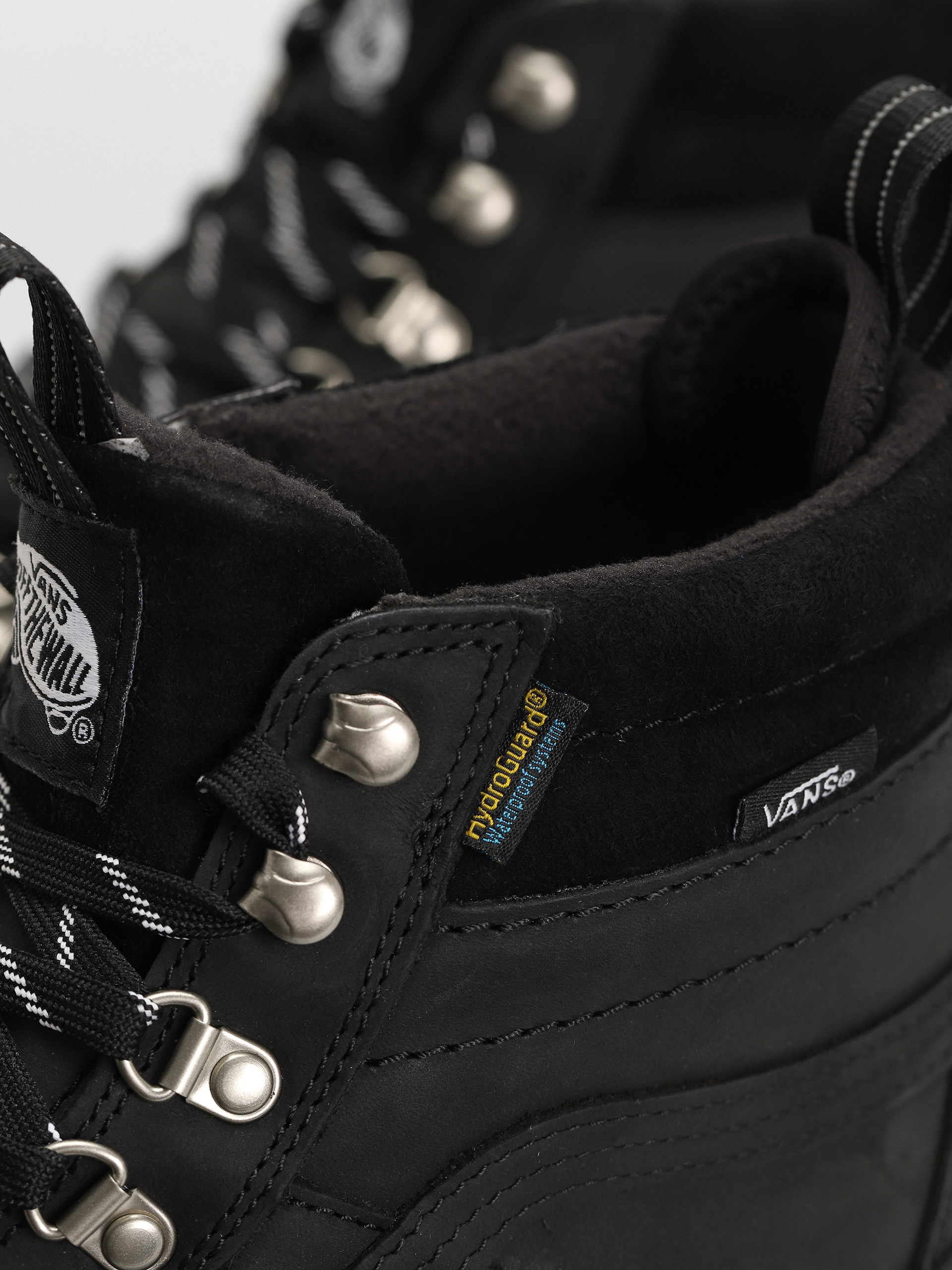 Vans Sk8 Hi Dr Mte 2 Schuhe (black)