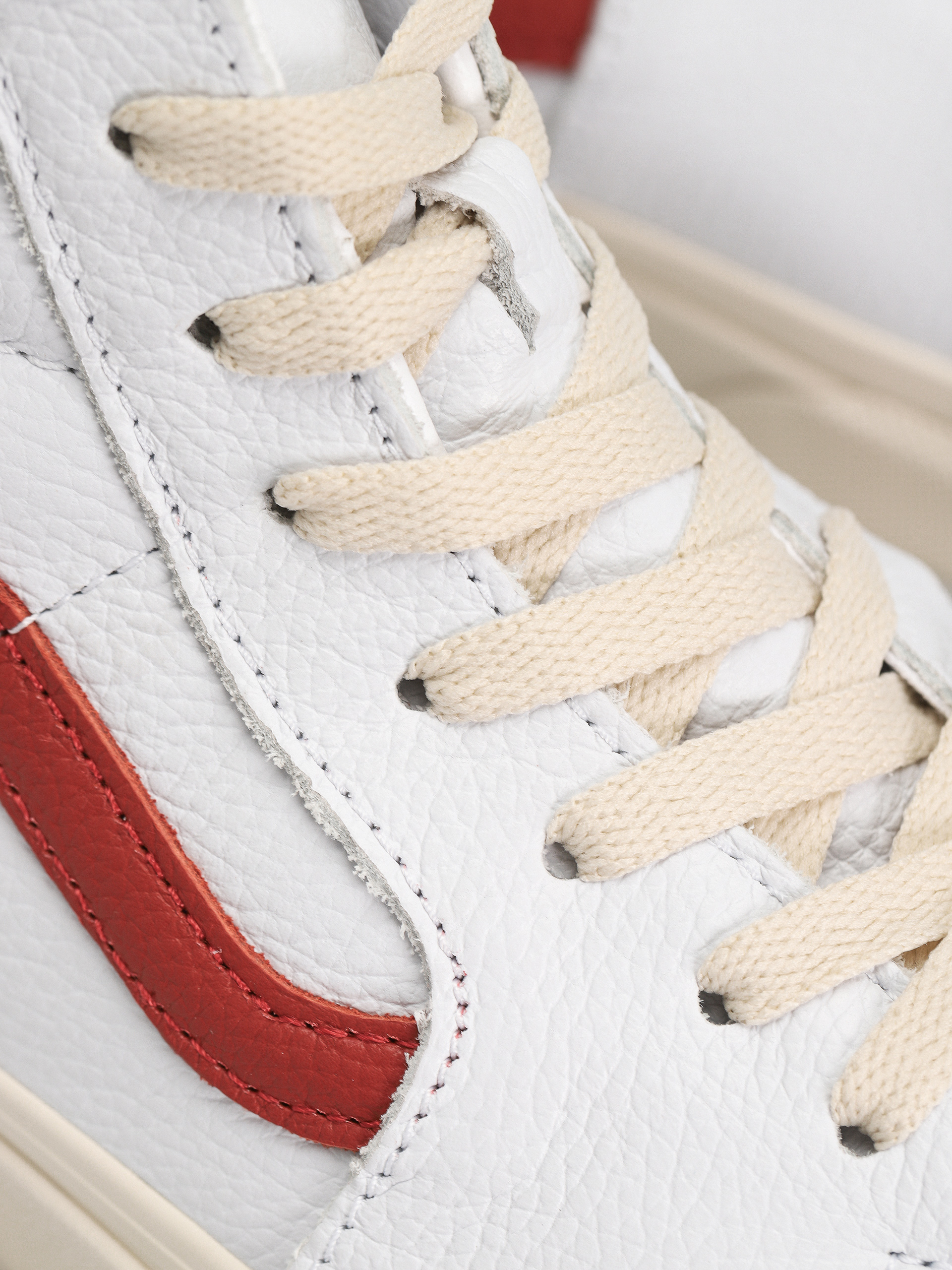 Vans Sk8 Hi Schuhe (vintage pop red)