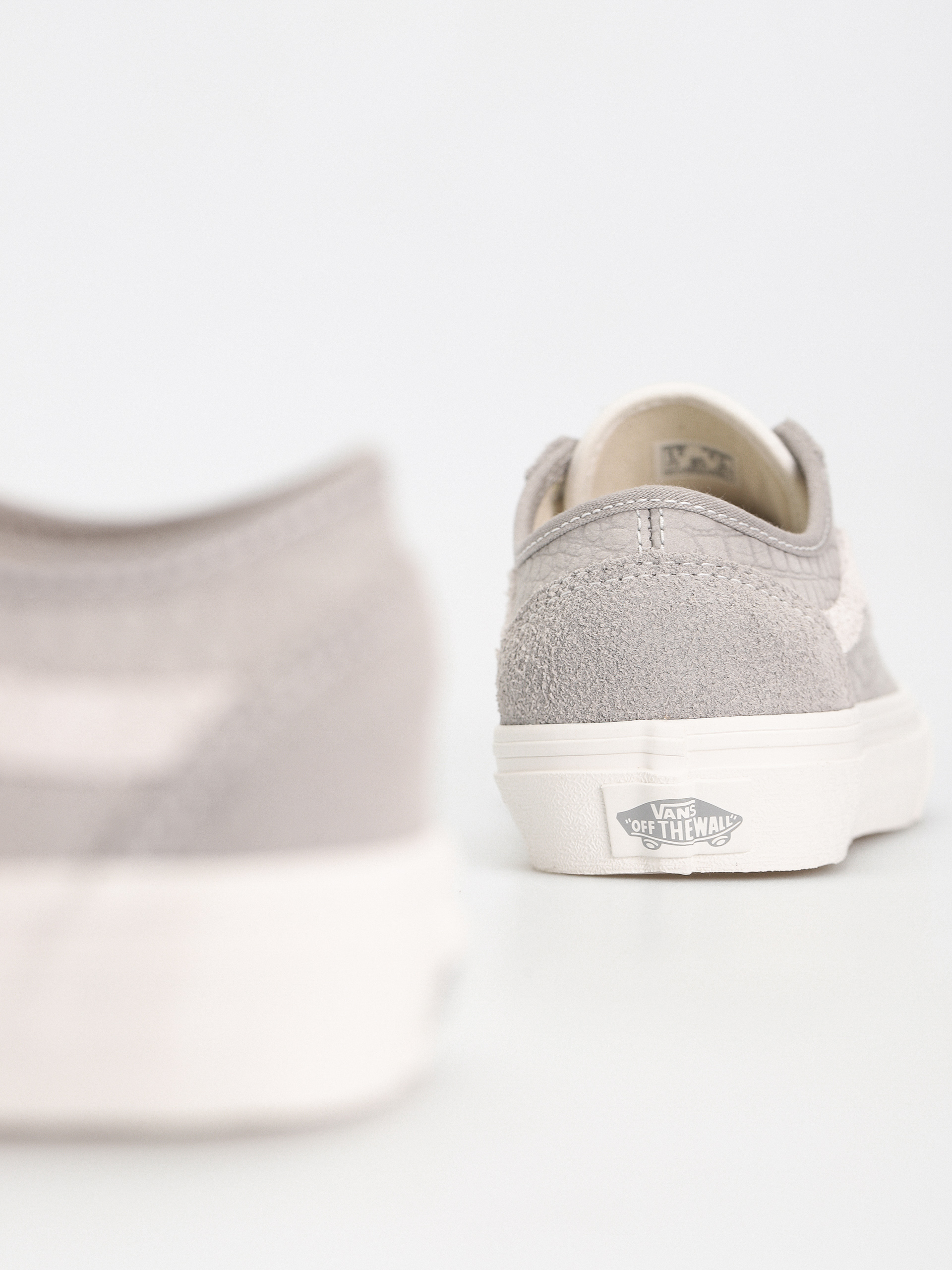 Vans Old Skool Tapered Vr3 Shoes (gray multi)