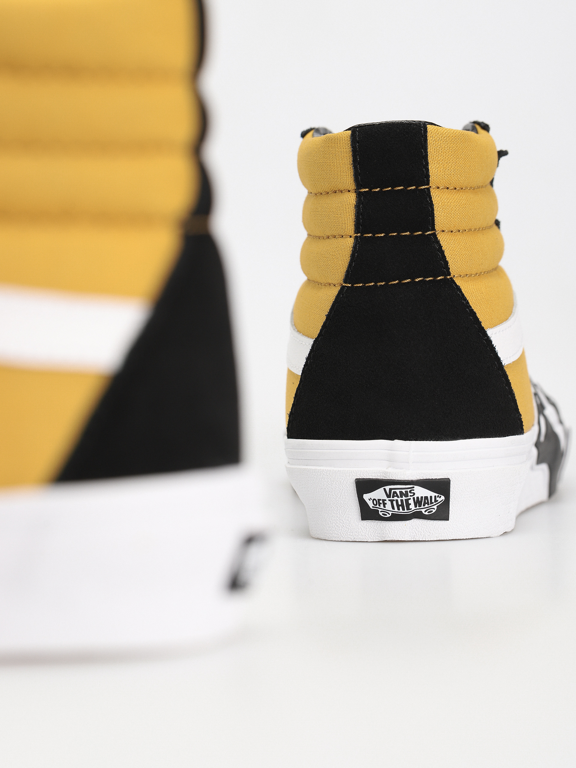 Vans Sk8 Hi Flame Schuhe (black/yellow)