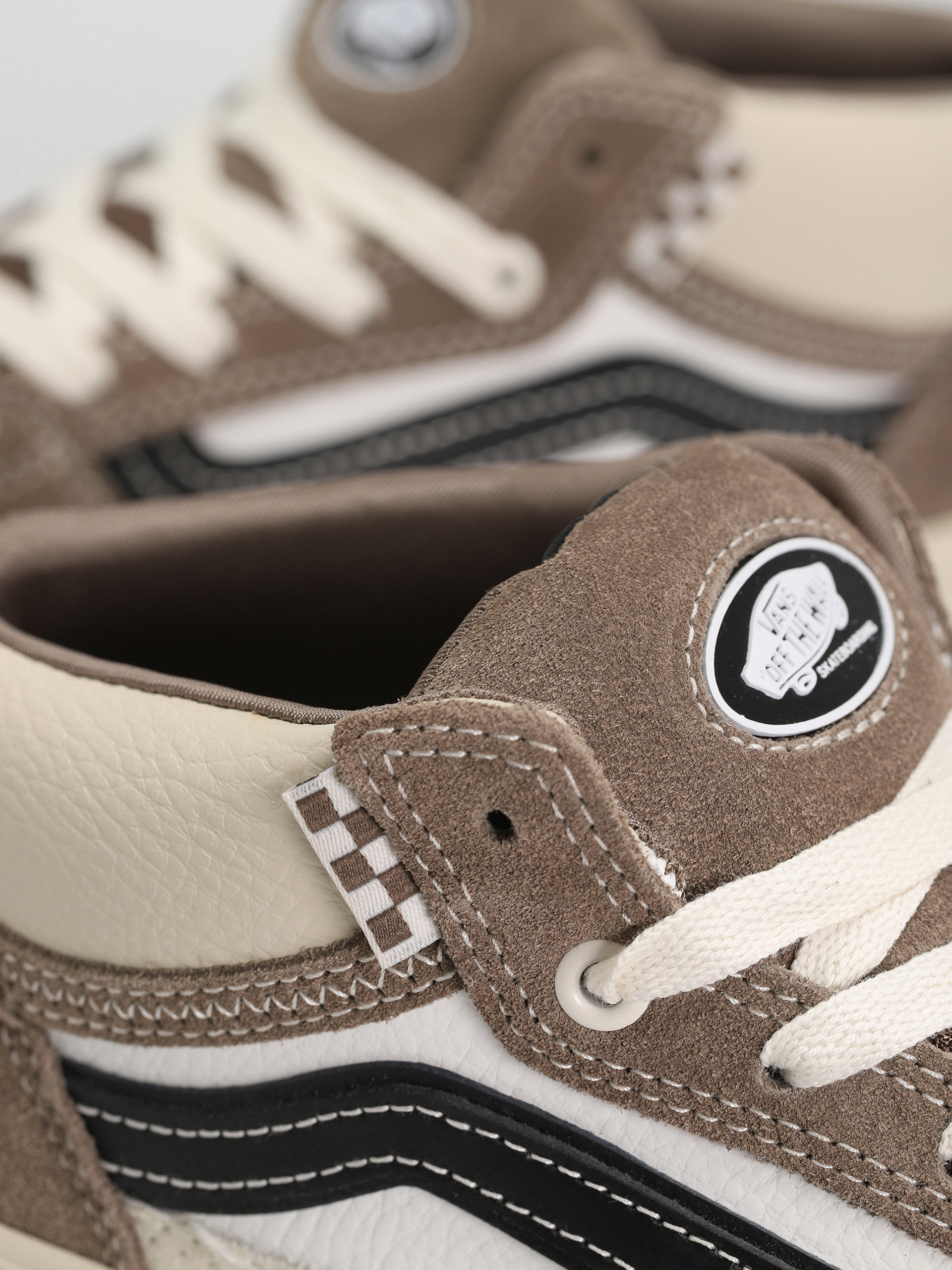 Vans Zahba Mid Shoes (walnut)