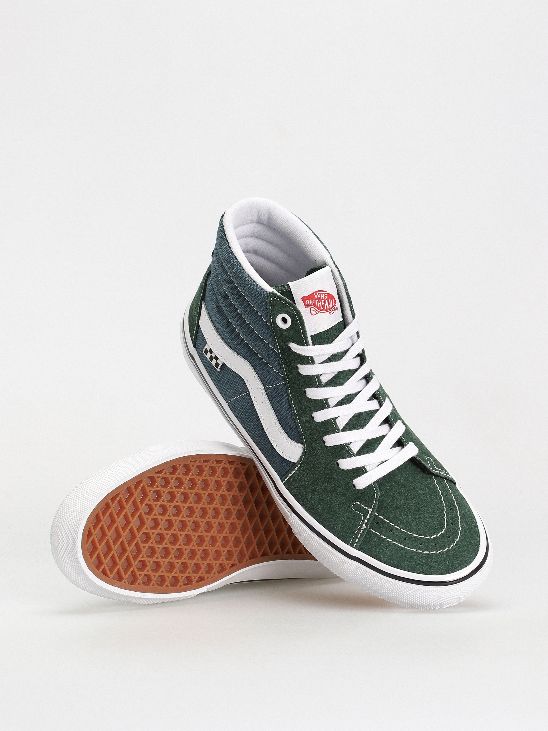 Vans Skate Sk8 Hi Shoes (mountain view)