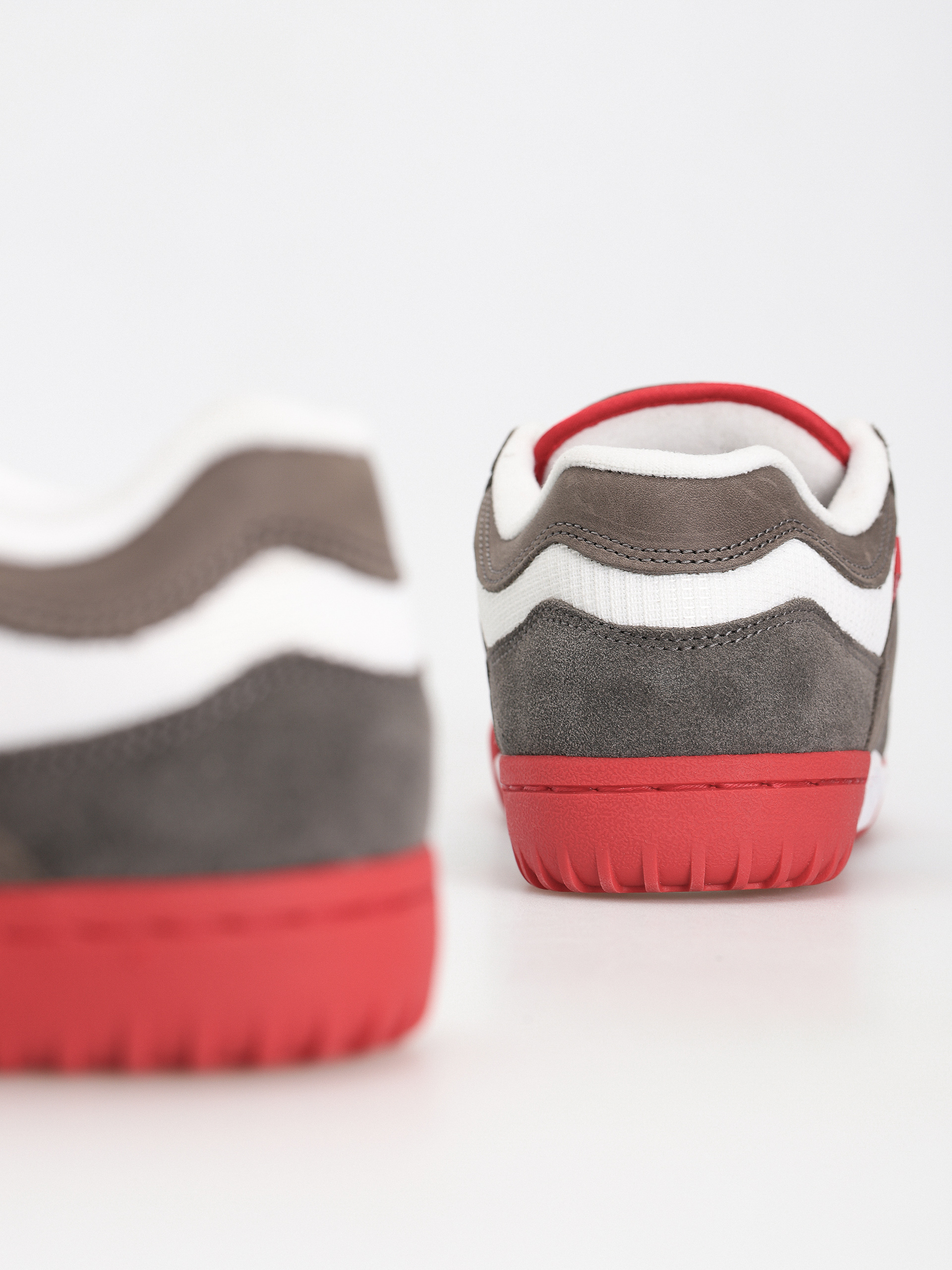 eS One Nine 7 Shoes (grey/white/red)