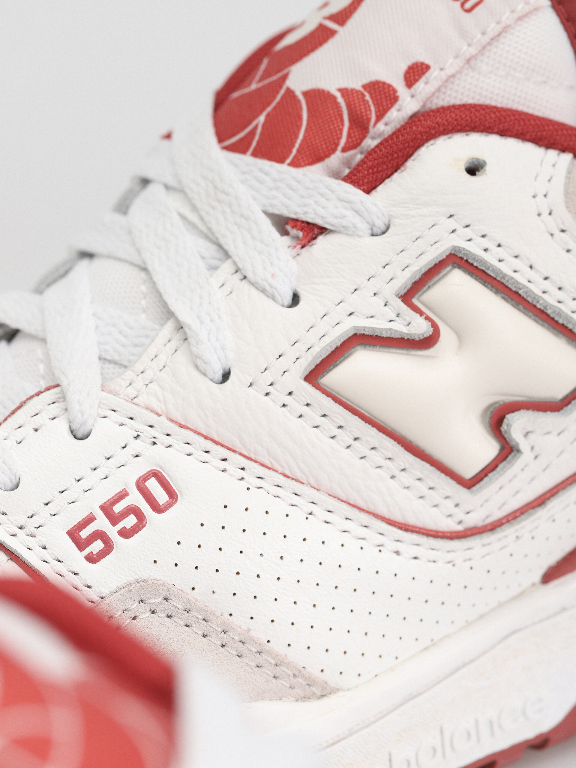 New Balance 550 Shoes (white)