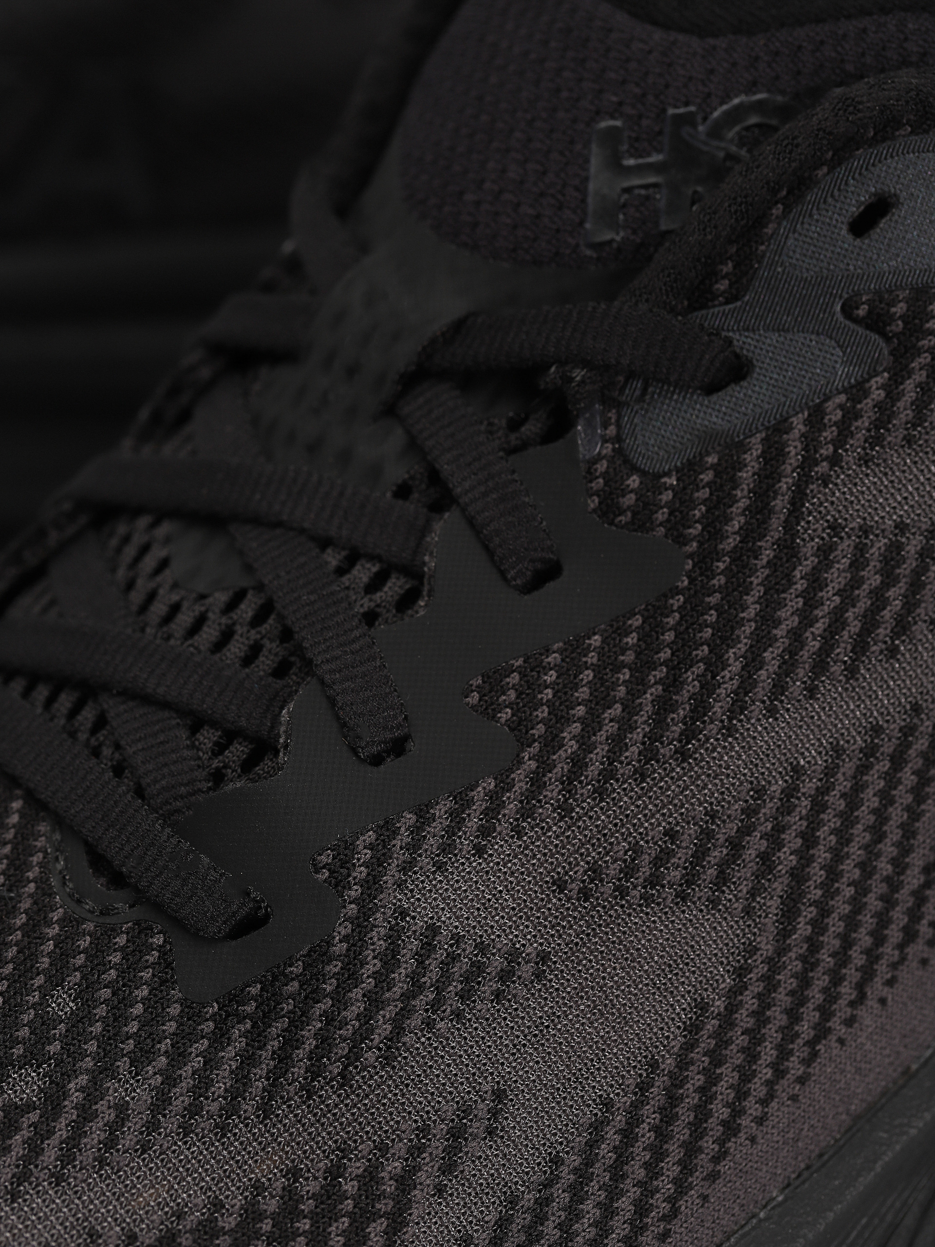 Hoka Clifton 9 Shoes (black/black)