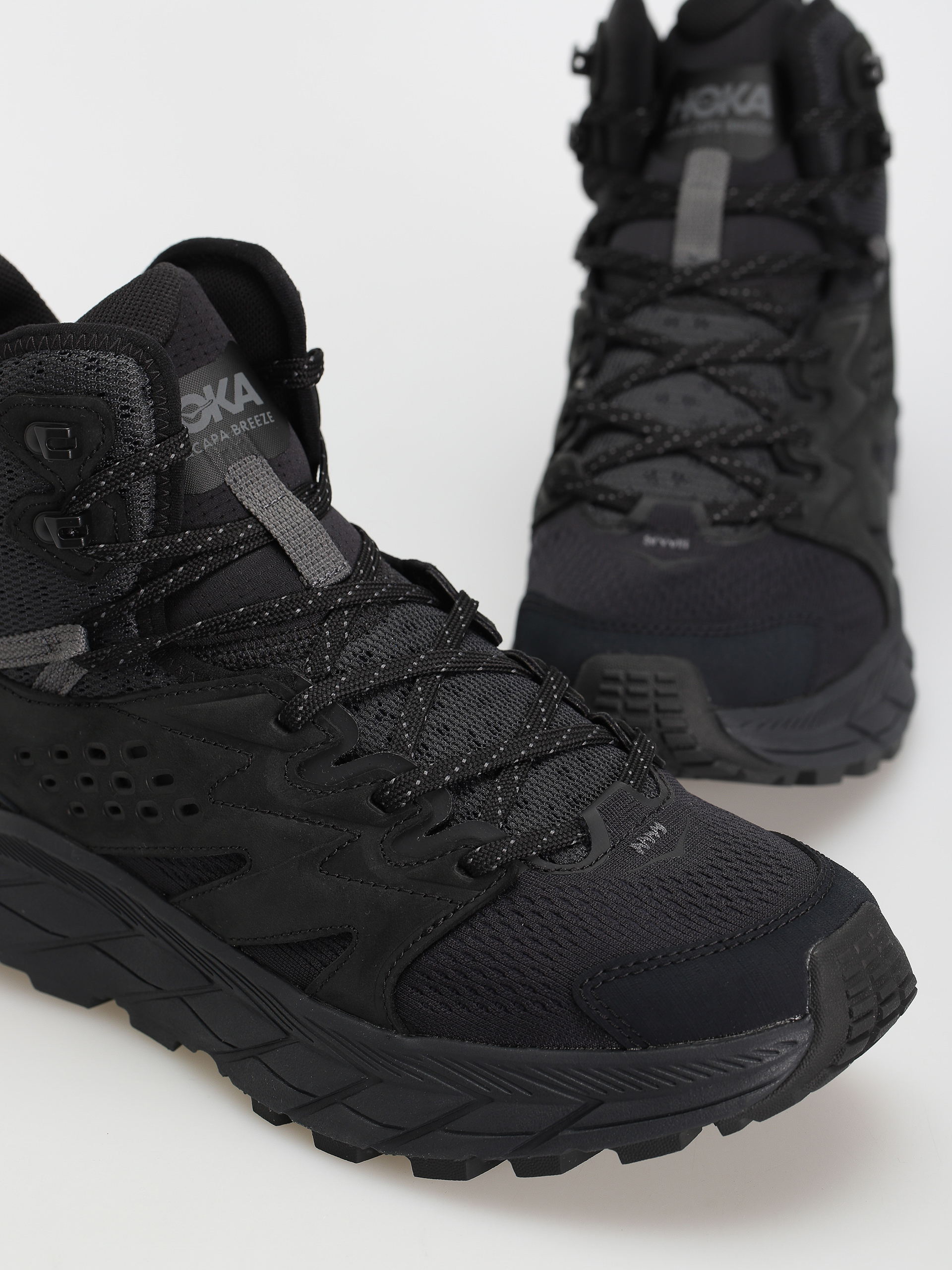 Hoka Anacapa Breeze Mid Shoes (black/black)