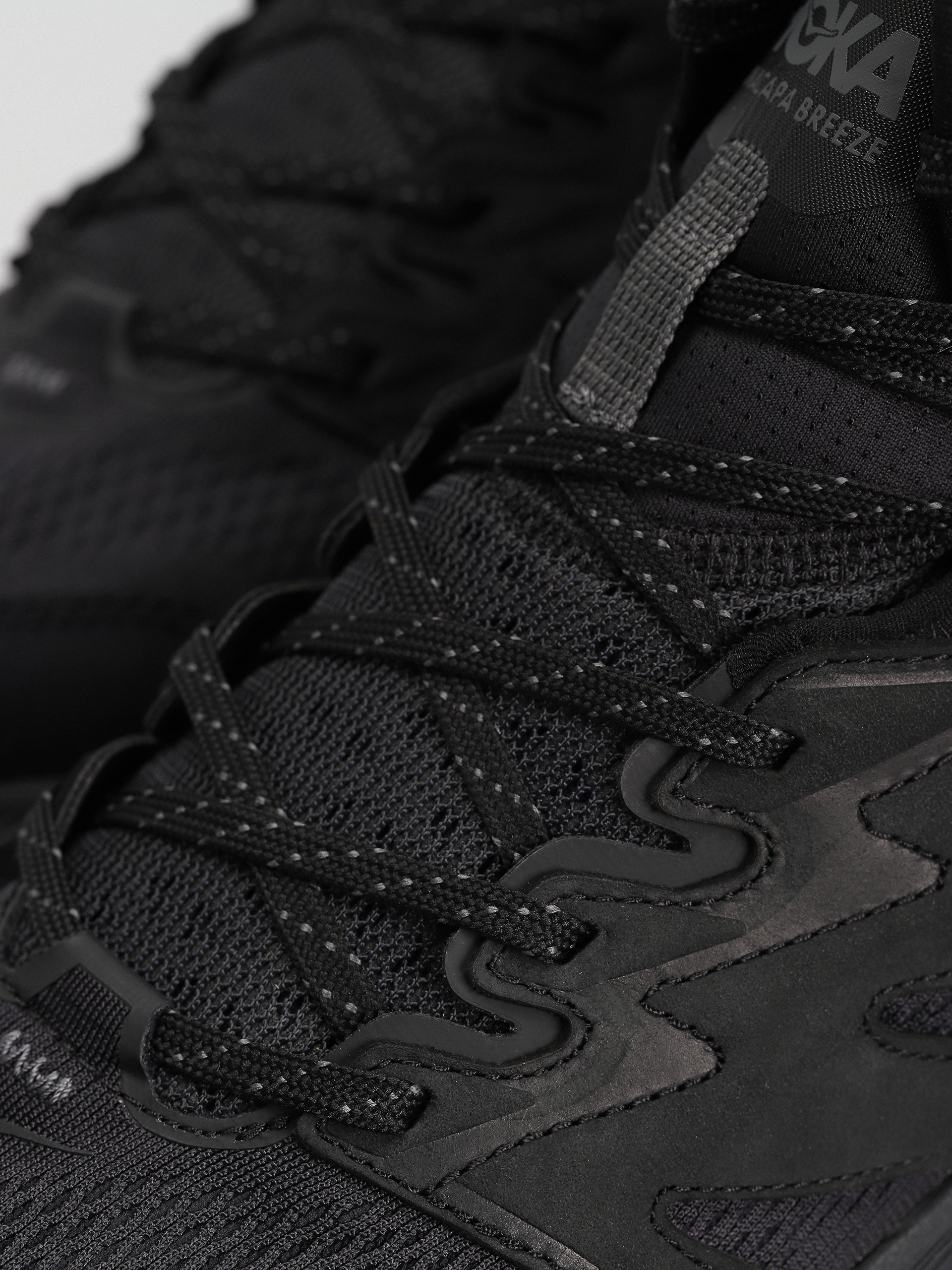 Hoka Anacapa Breeze Mid Shoes (black/black)