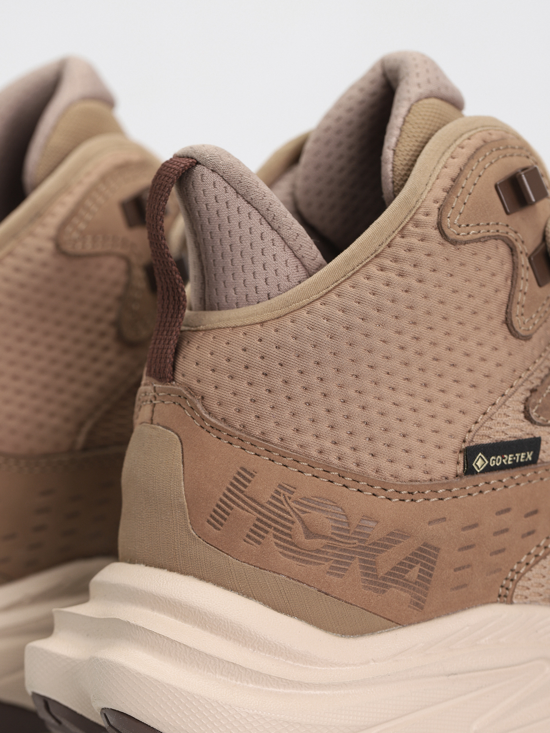 Hoka Anacapa 2 Mid GTX Shoes (black/black)