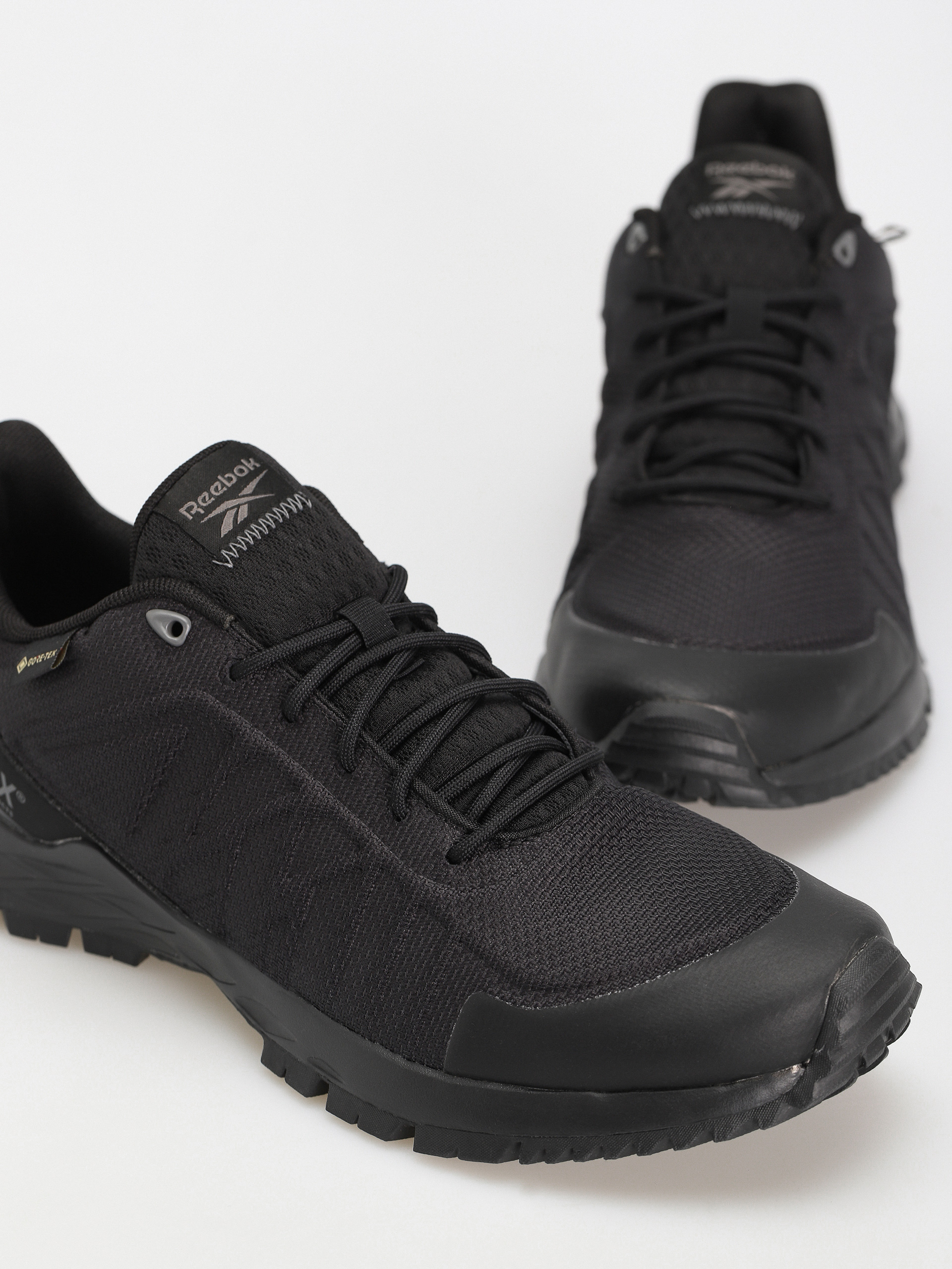 Reebok Astroride Trail GTX 2.0 Shoes (cblack/cblack/pugry4)