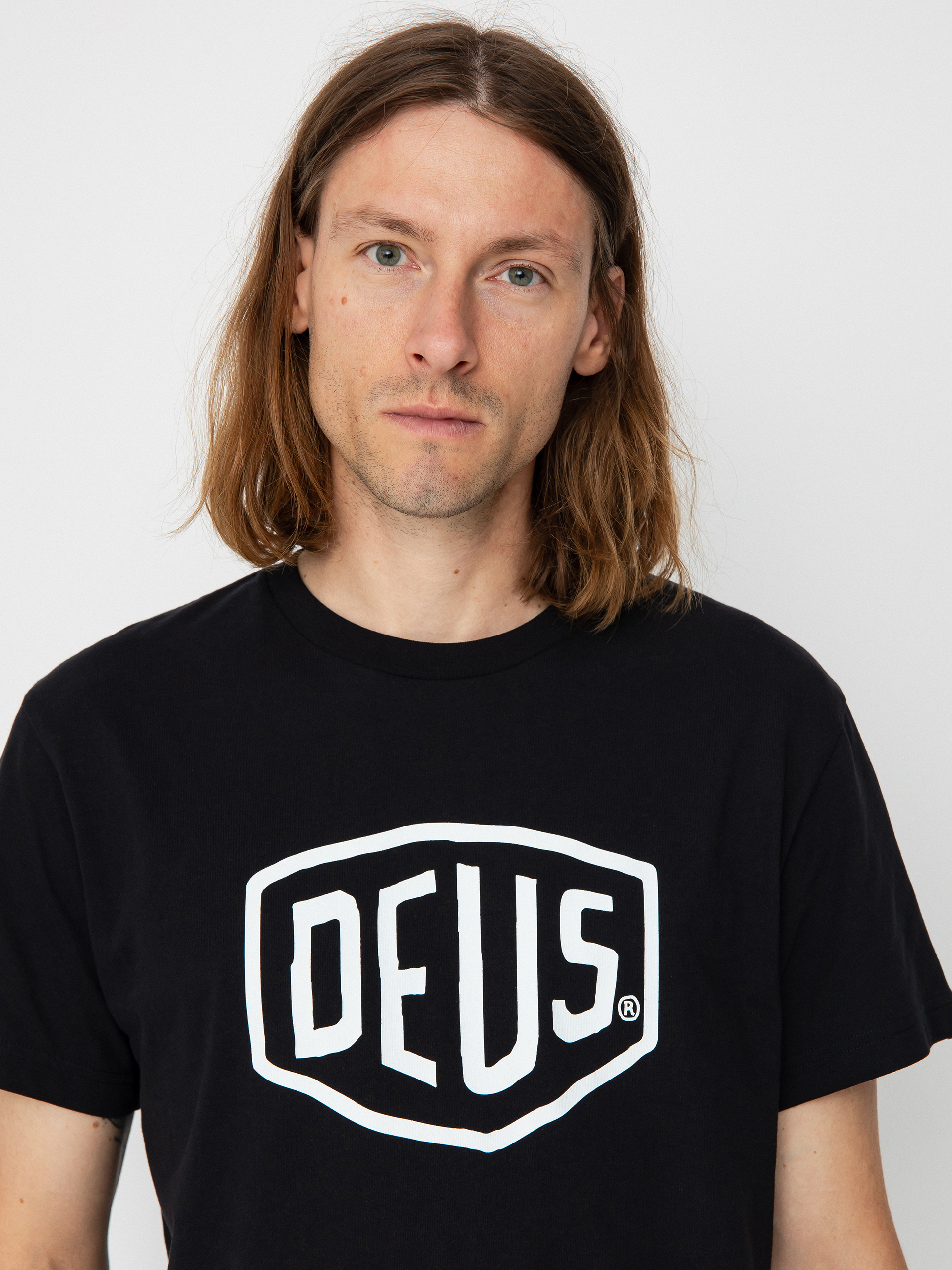Deus Ex Machina Shield T-shirt (black)