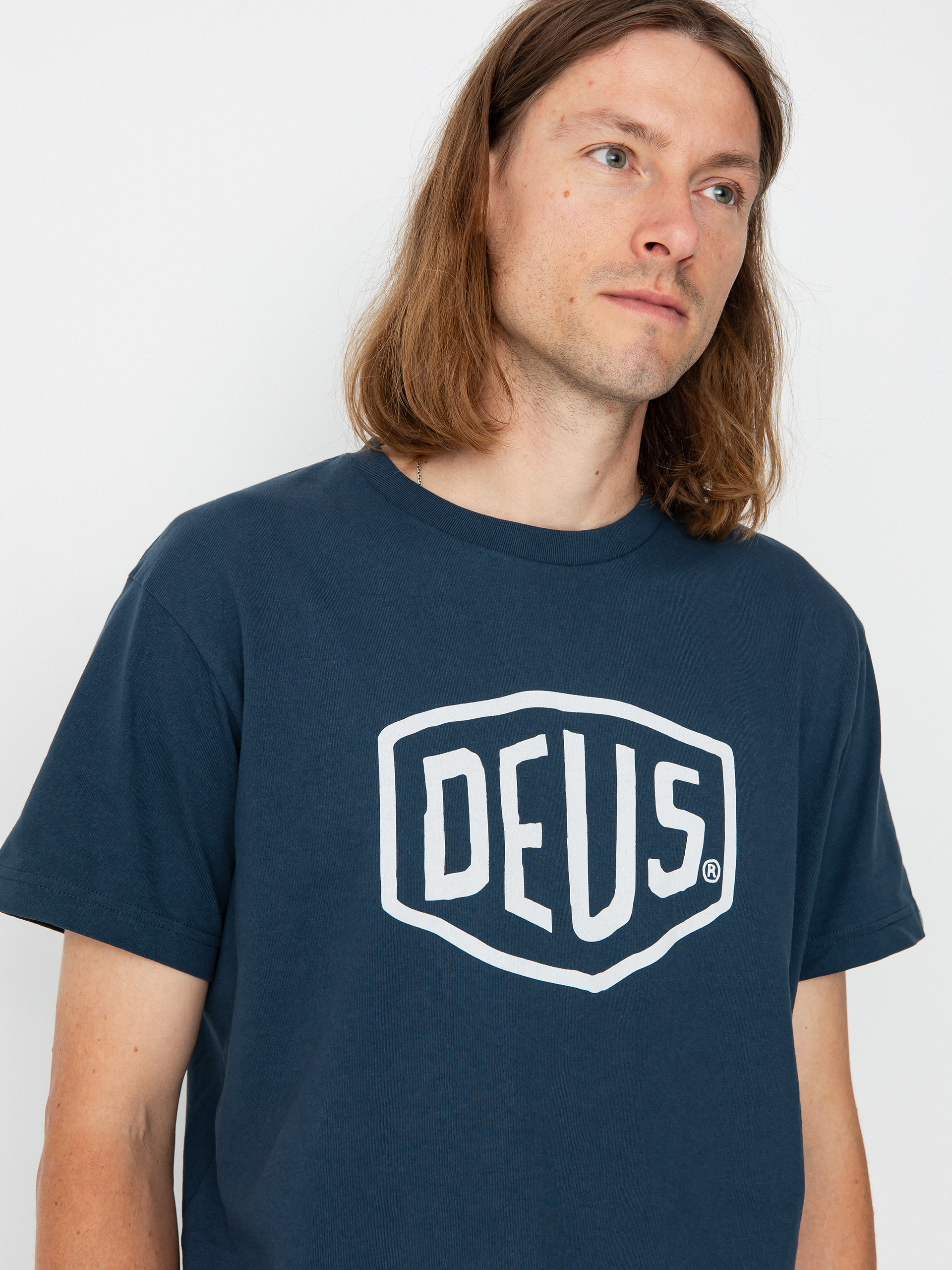 Deus Ex Machina Shield T-shirt (navy)