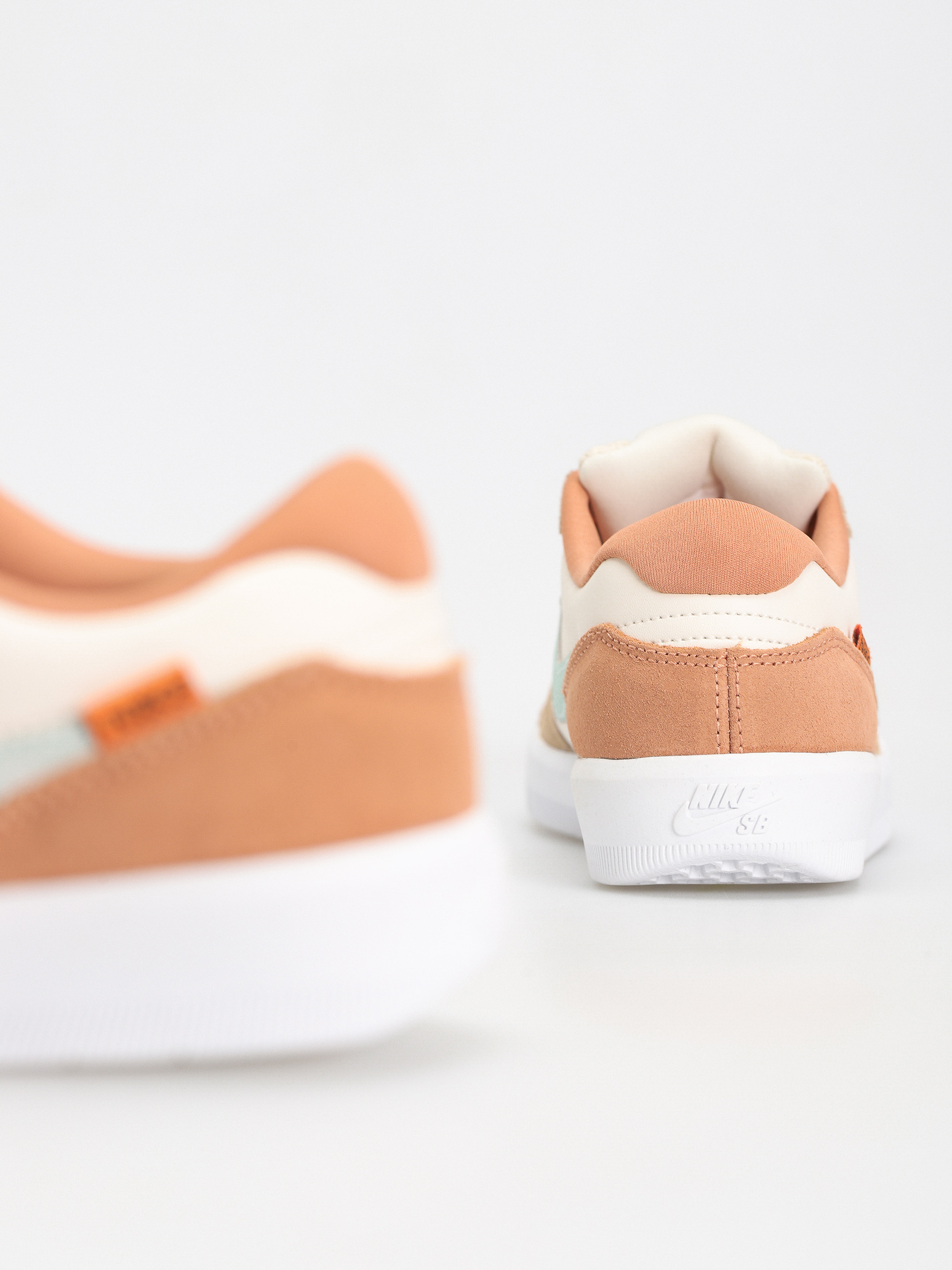 Nike SB Force 58 Shoes (pale ivory/jade ice white hemp)