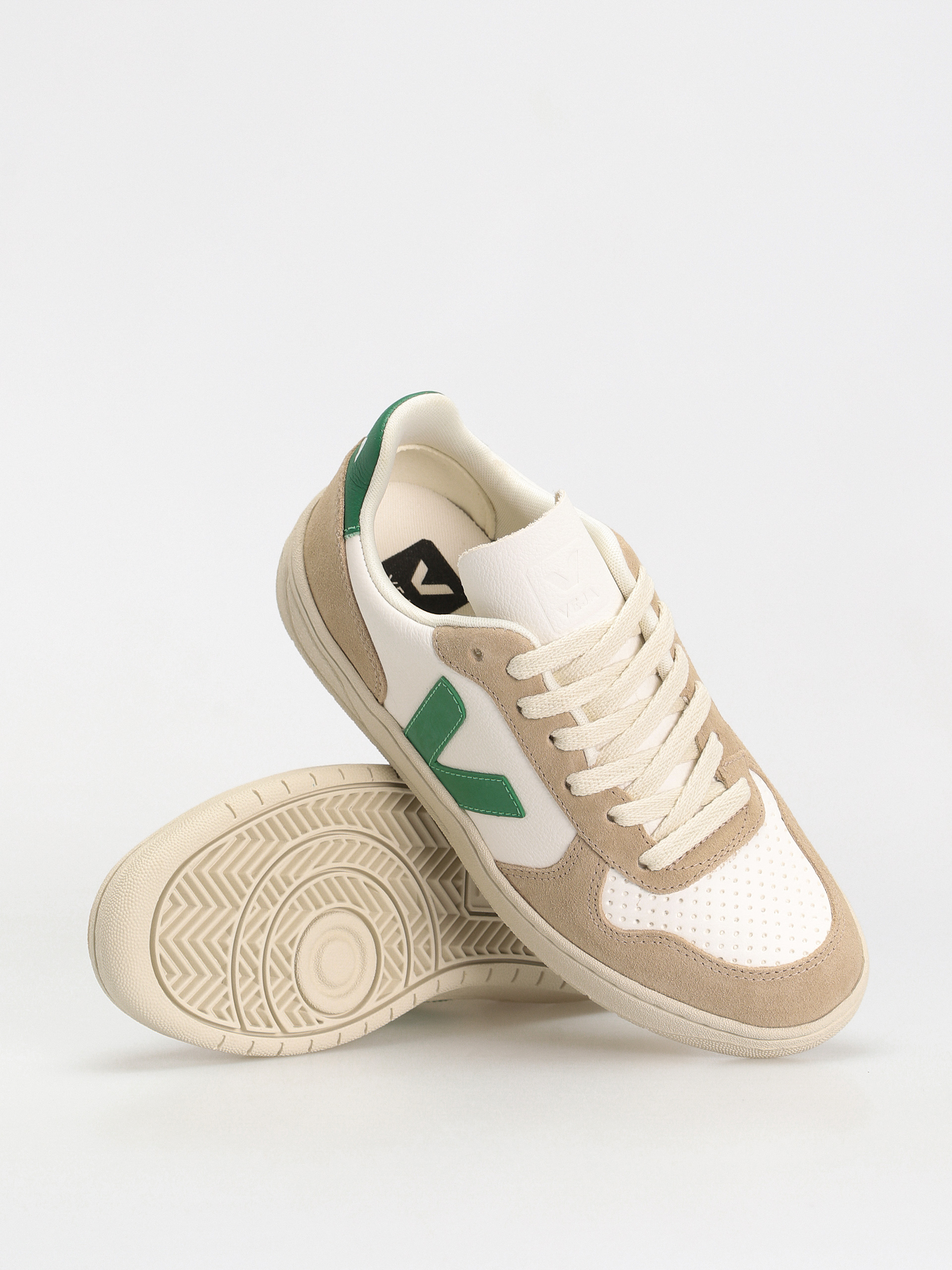 Veja V-10 Shoes Wmn (extra white emeraude sahara)