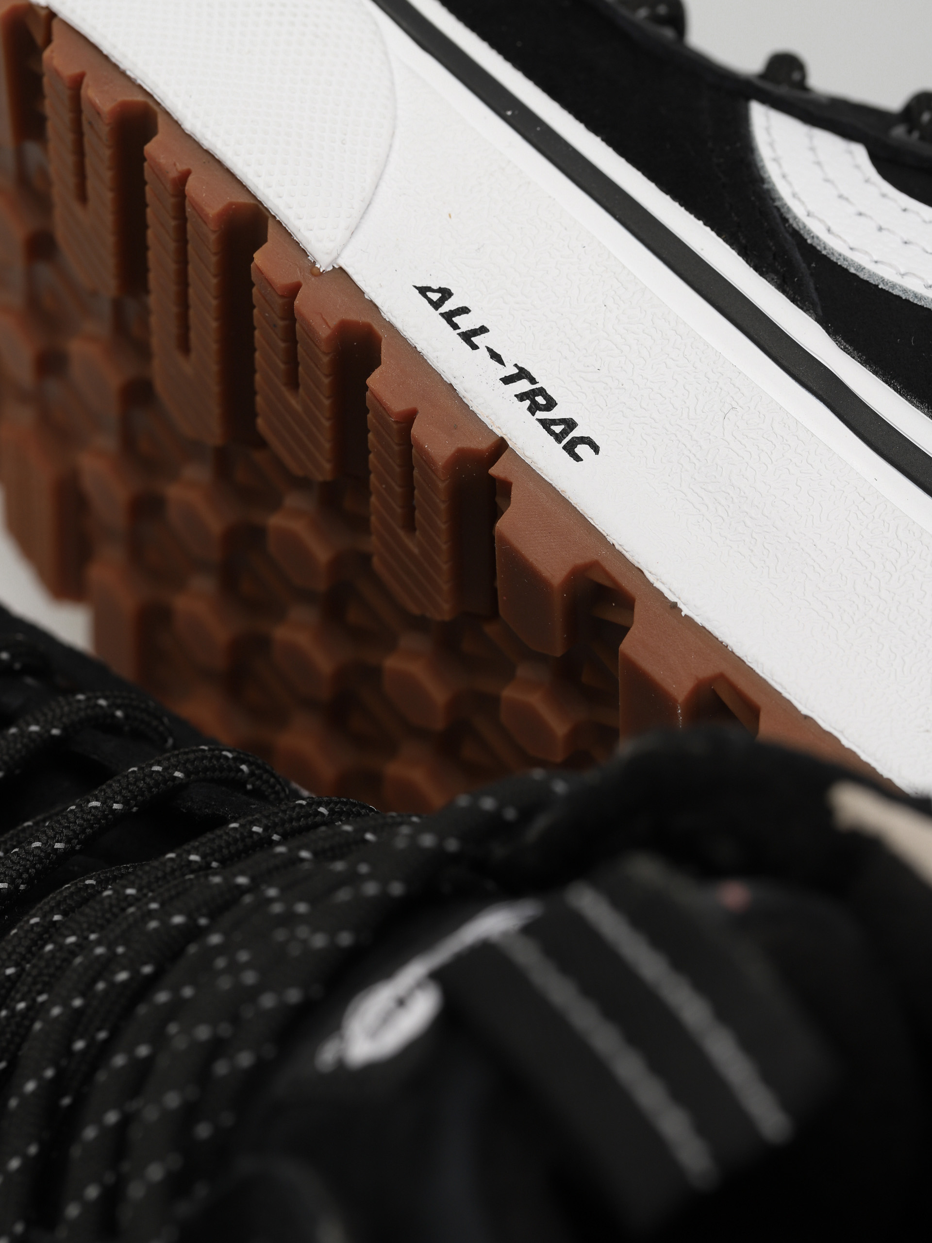 Vans Sk8 Hi Mte 2 Schuhe (2 tone utility black/khaki)