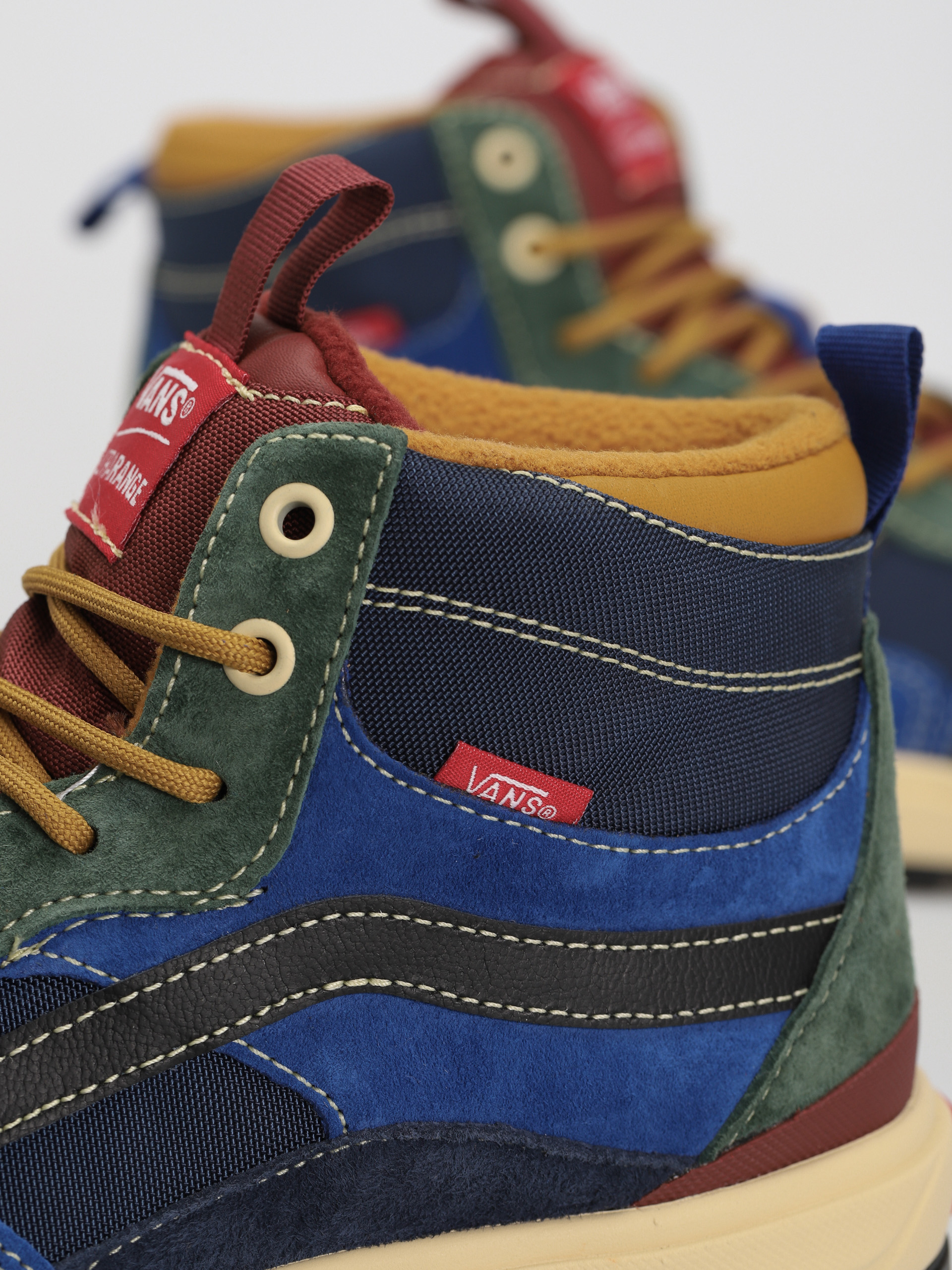 Vans Ultrarange Exo Hi Mte 1 Schuhe (multi)